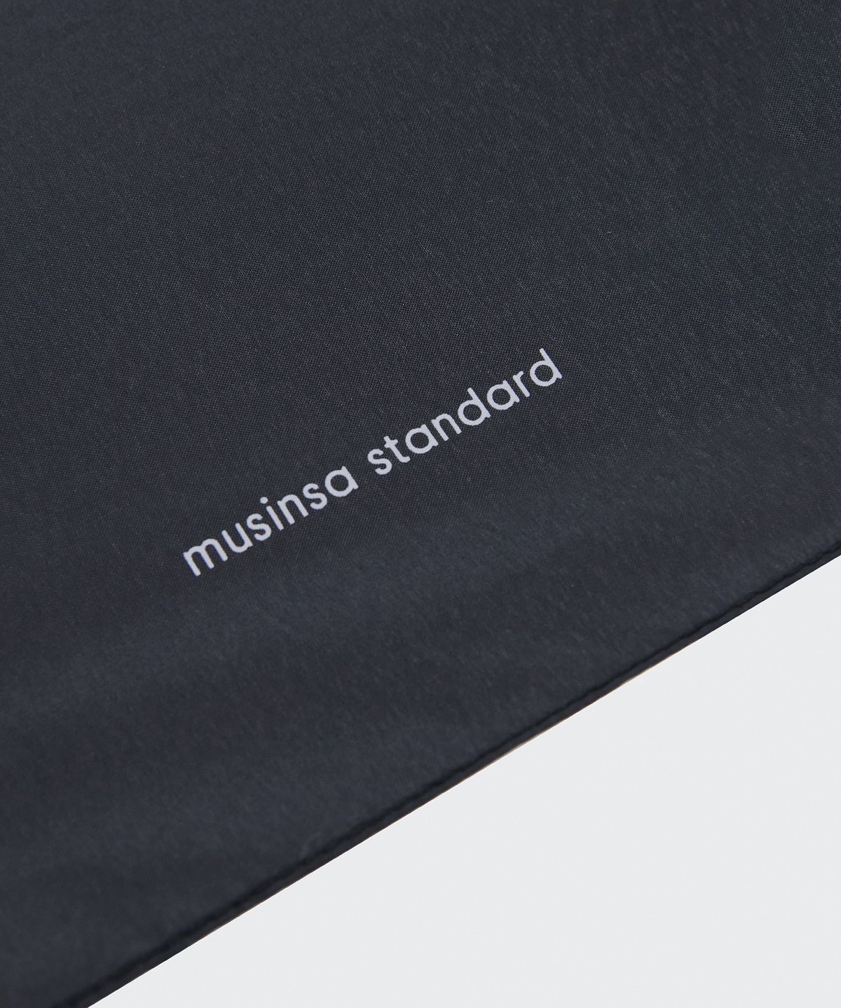 무신사 스탠다드(MUSINSA STANDARD) [UV 프로텍션] 경량 3단 우양산 [블랙]