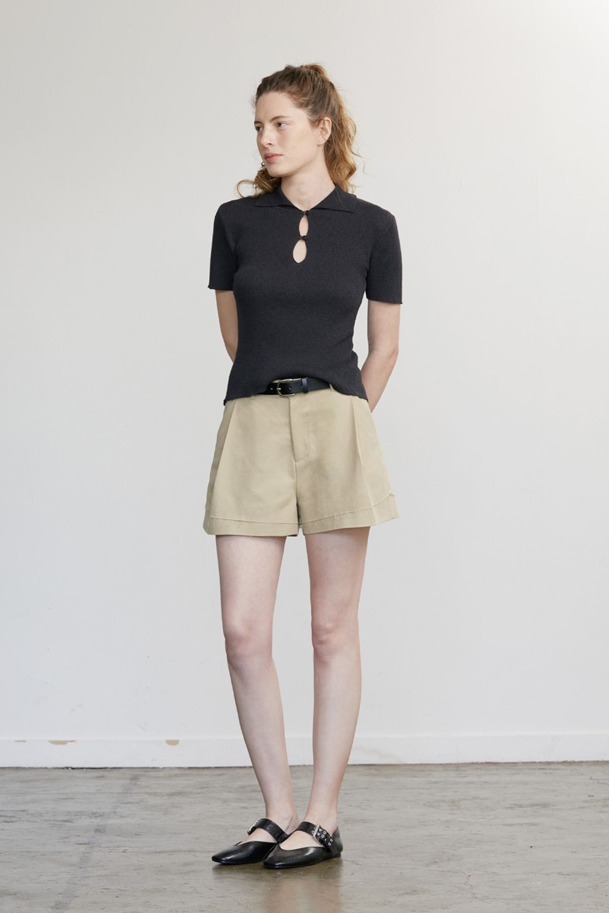 애프터아워즈(AFTERHOURS) COTTON RAW CUT SHORTS (BEIGE)