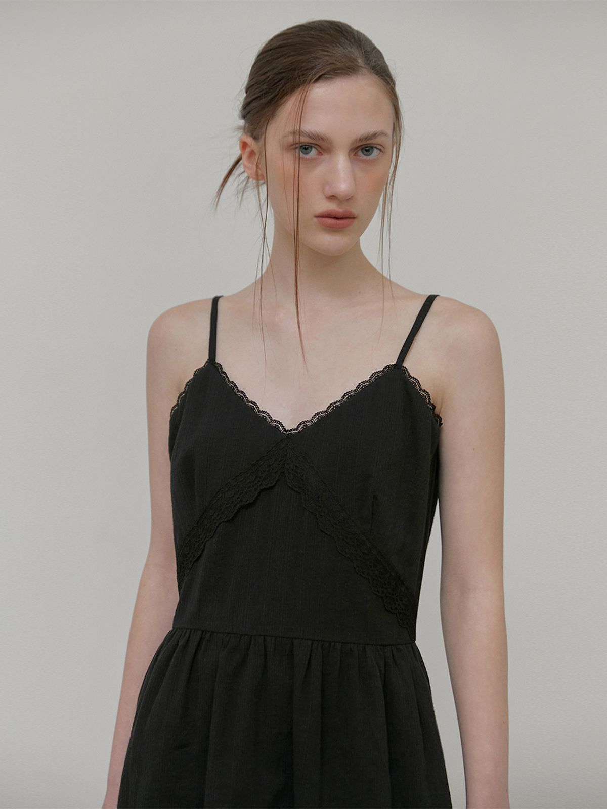 에트몽(ETMON) Slip Lace Mini Dress, Black