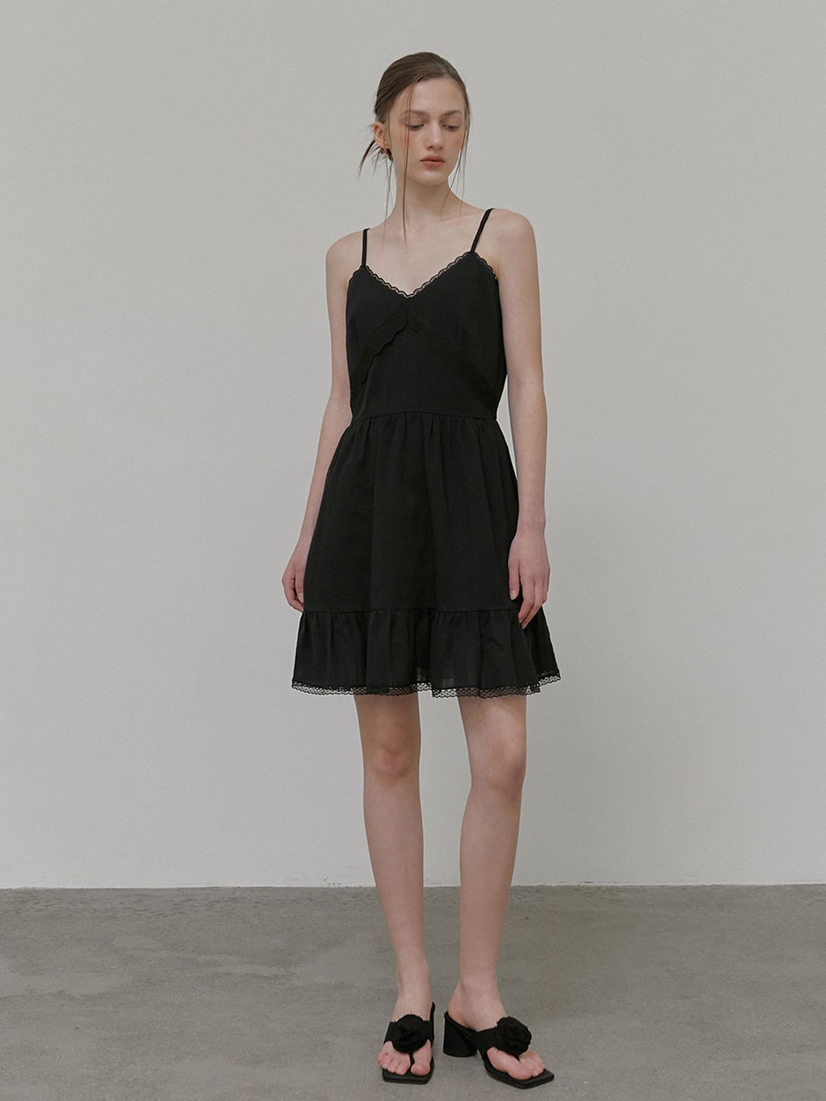 에트몽(ETMON) Slip Lace Mini Dress, Black