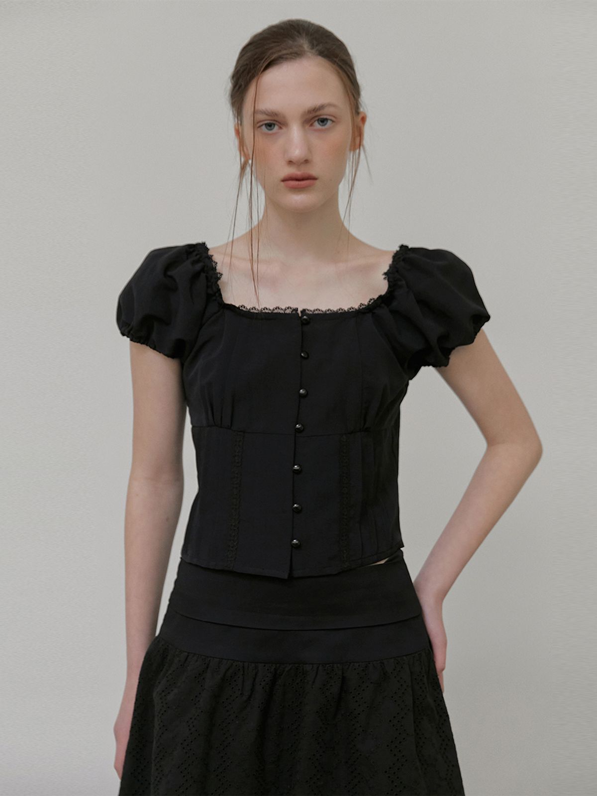 에트몽(ETMON) Lace Pintuck Blouse, Black
