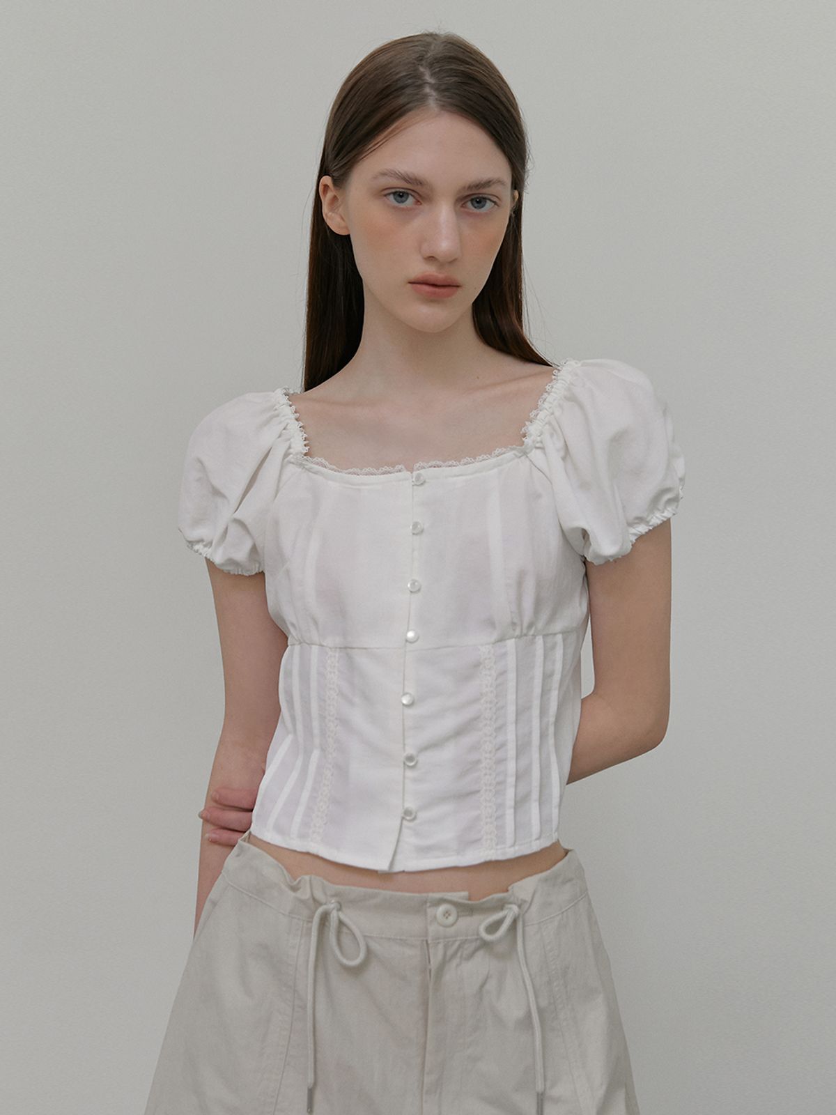 에트몽(ETMON) Lace Pintuck Blouse, White