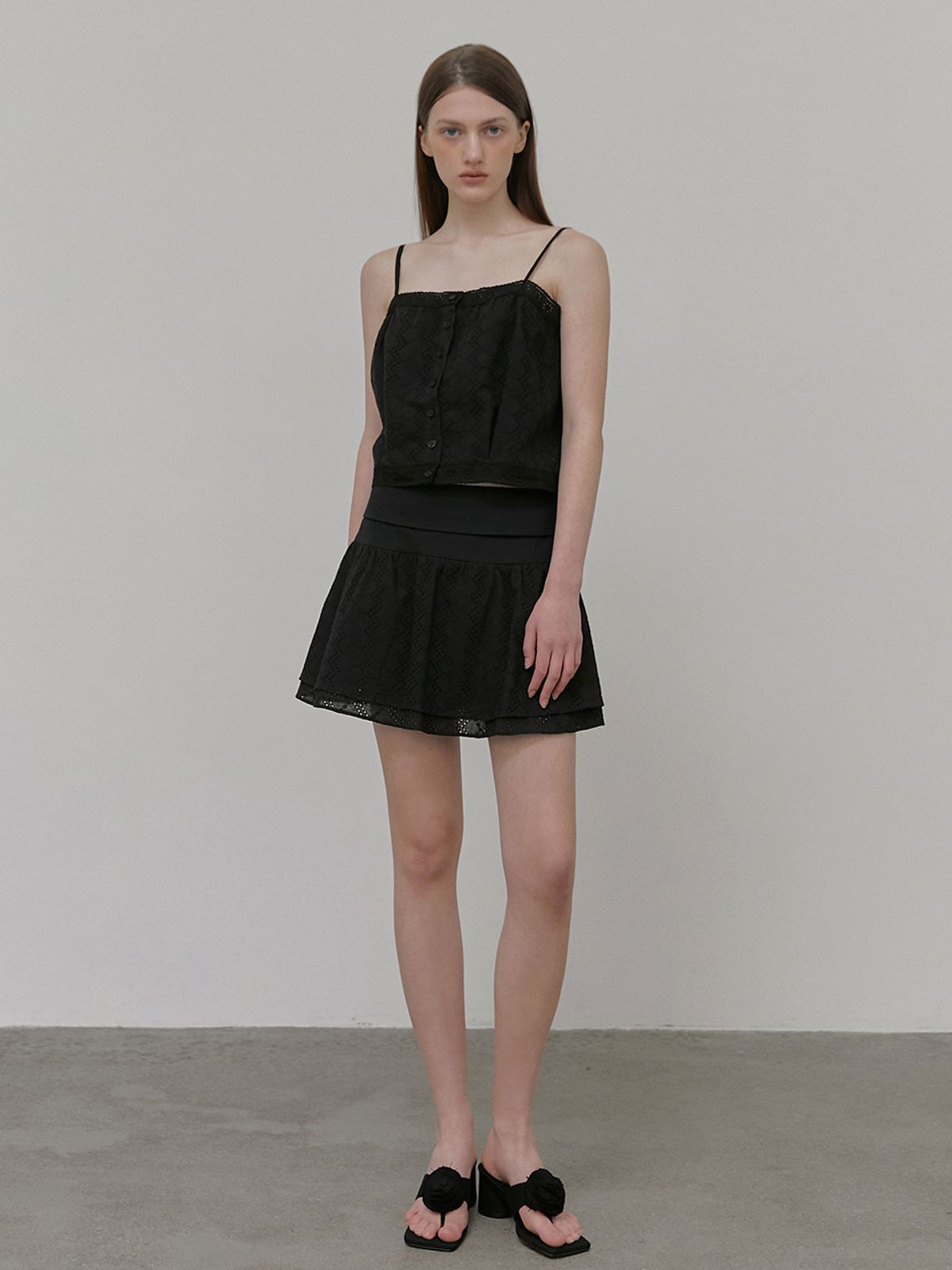 에트몽(ETMON) Punching Lace Mini Skirt, Black