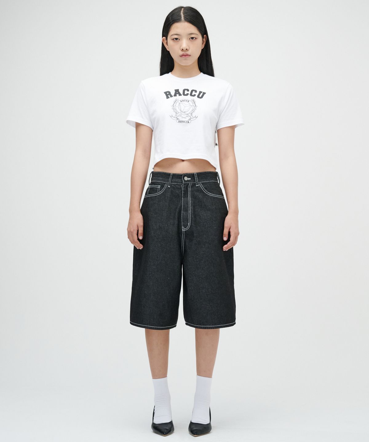 테이크이지(TAKEASY) (우먼스) 버뮤다 데님 8부 팬츠 (인디고블랙)