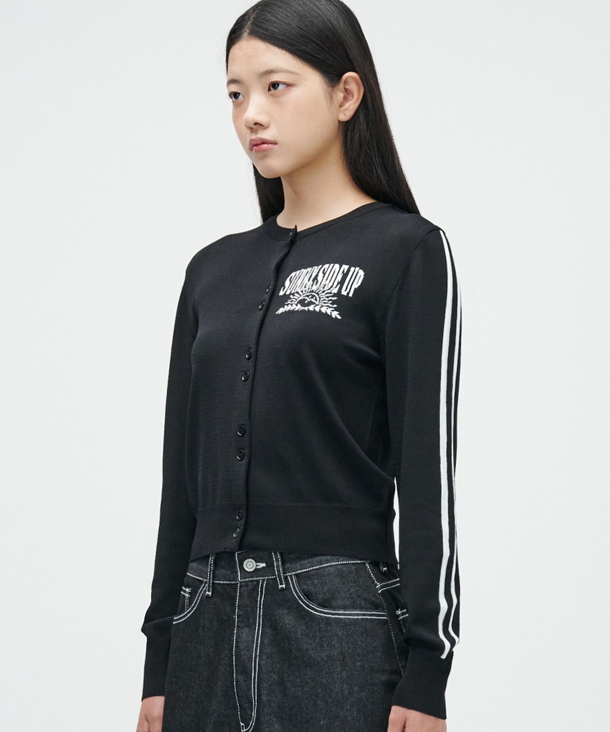 테이크이지(TAKEASY) (우먼스) 라인  가디건 (블랙)