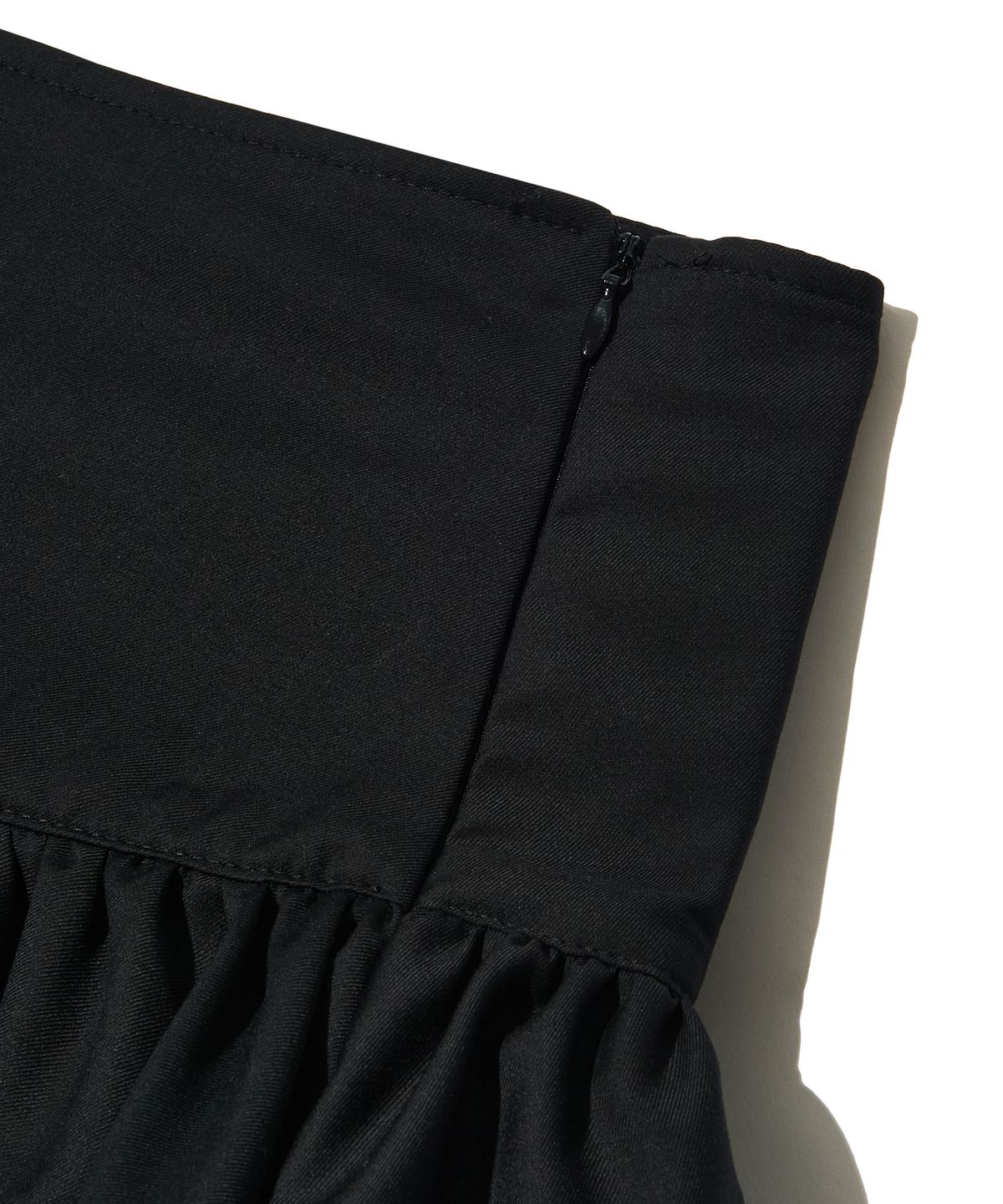 피스메이커(PIECE MAKER) YOKE BALLOON PUMPKIN SKIRT (BLACK)