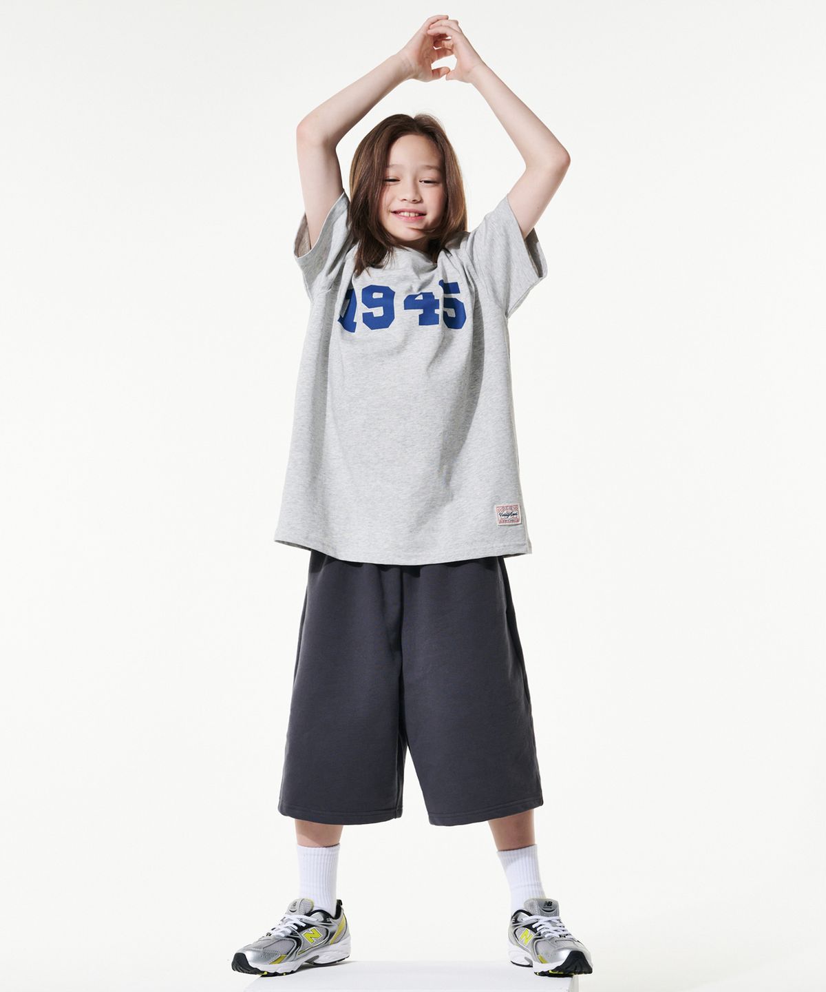 테이크이지 키즈(TAKEASY KIDS) 자이언트핏 1945 오버 티셔츠(3% 멜란지그레이)