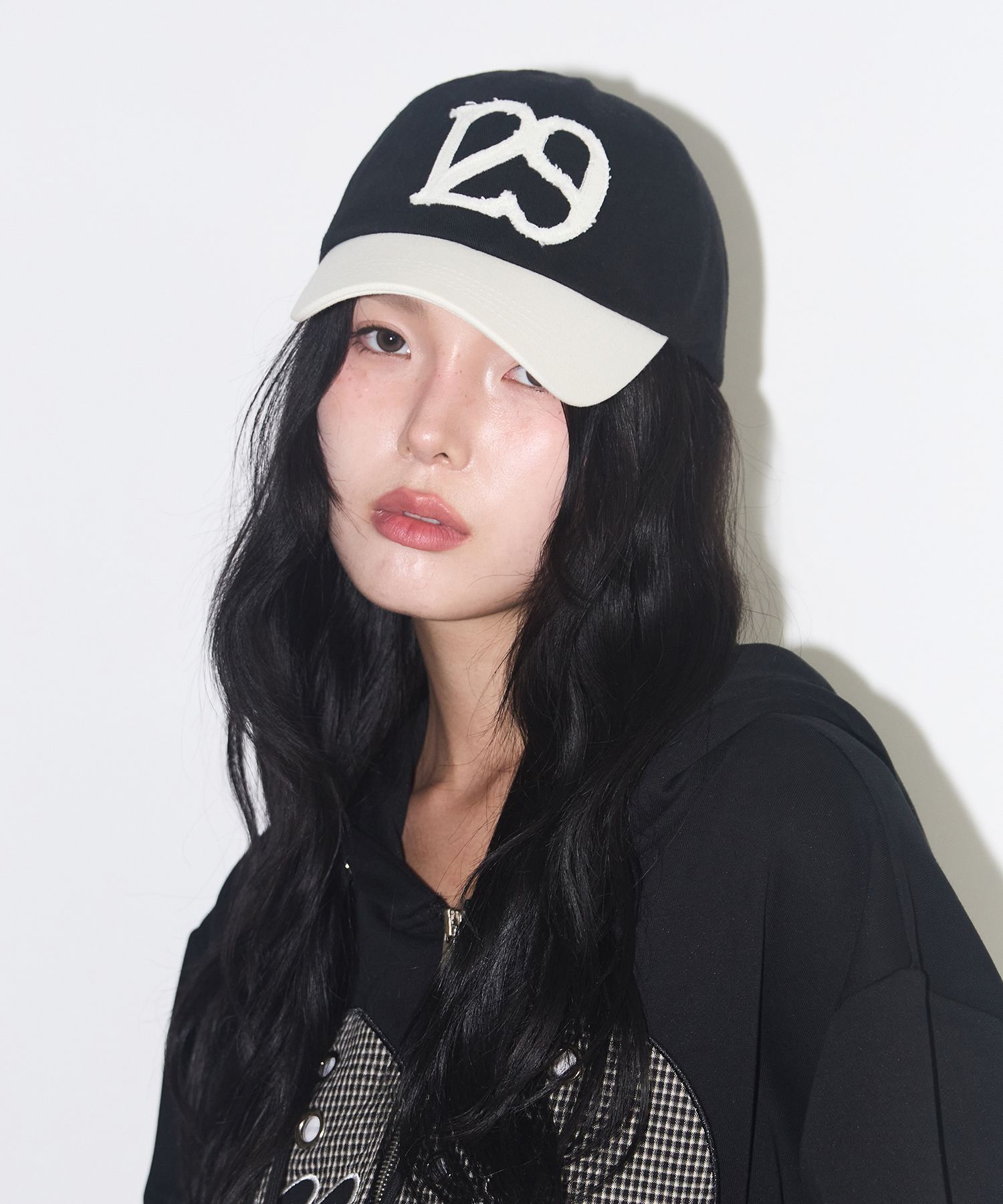 【2点セット】illigo Tシャツ・キャップ　韓国ブランド　musinsa MUSINSA公式 | ILLIGO 129 Applique Ball Cap Black