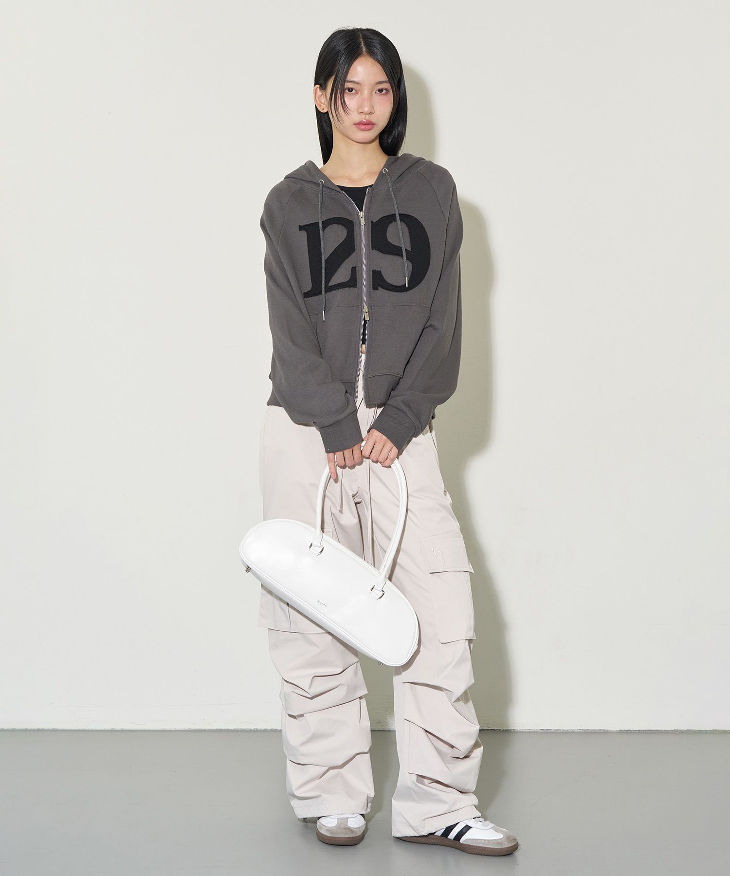 MUSINSA | ILLIGO Baguette bag white