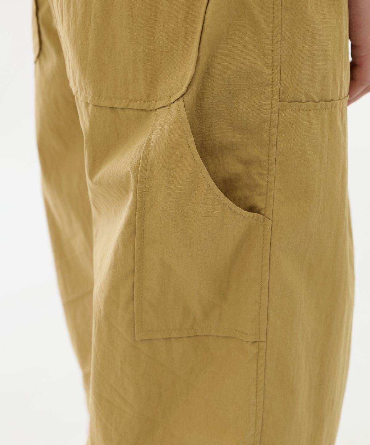 이스트서비스샵(eastserviceshop) ESS Bermuda Short Pants - Beige