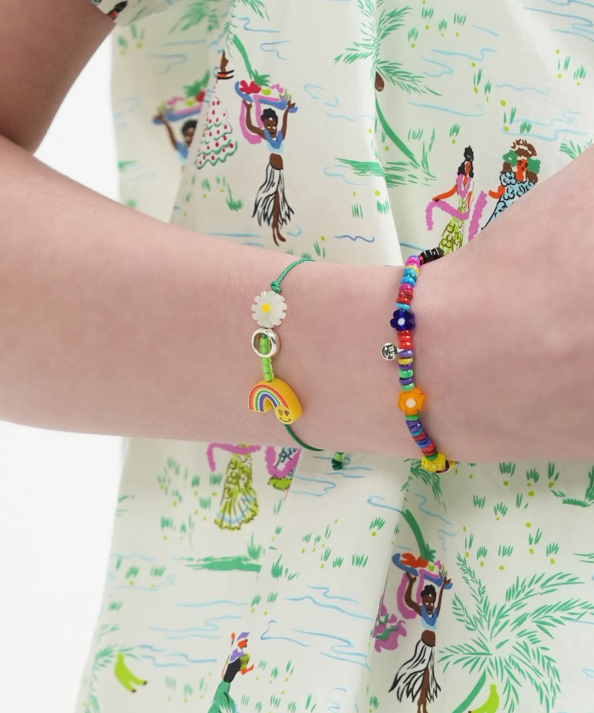 봉보(BONBEAU) Trio charms initial silver ring knot Bracelet 이니셜 각인 미니 실버링 참 매듭팔찌