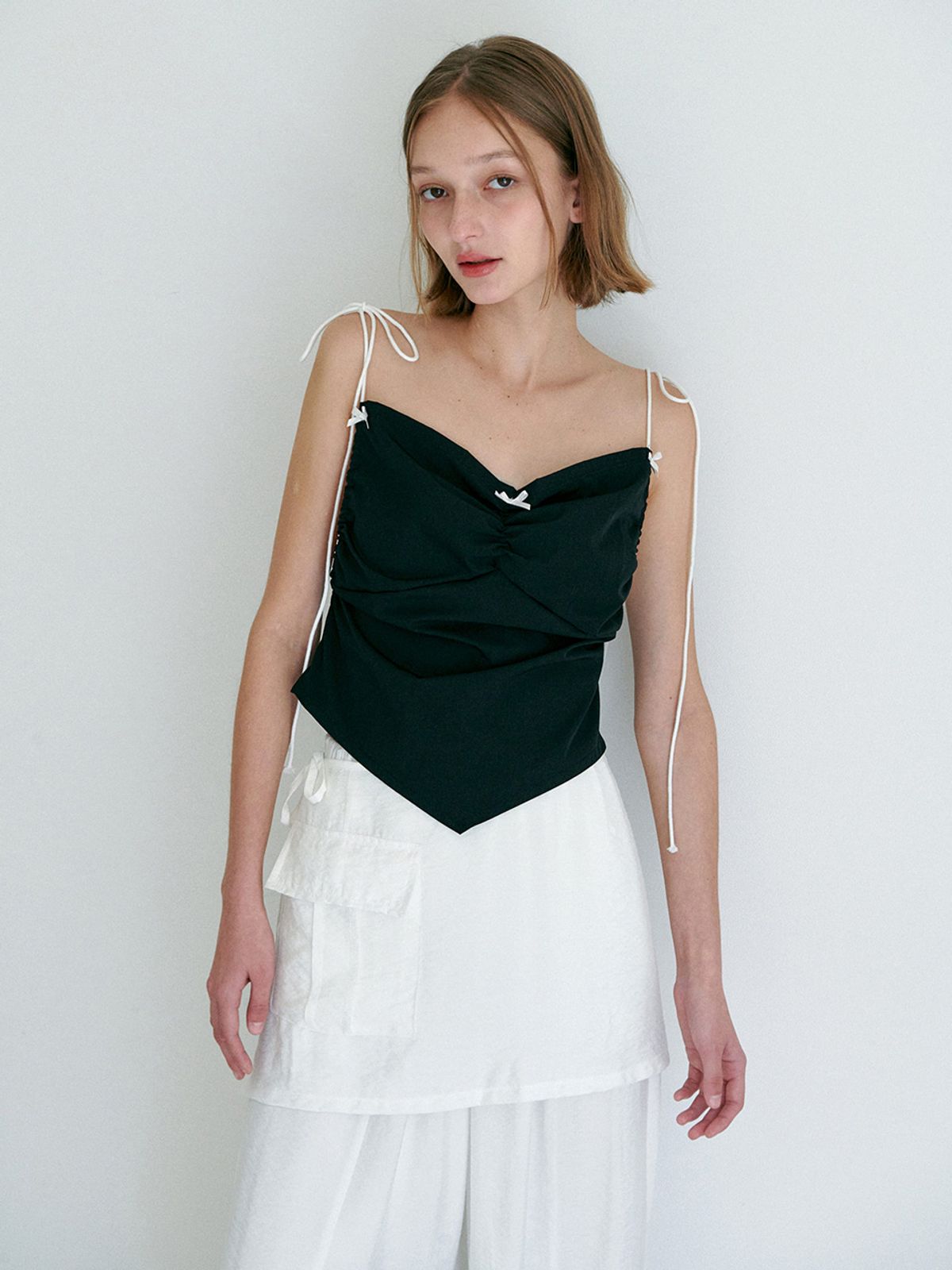 모이페어(MOIFAIRE) LAYERED SKIRT PANTS / WHITE