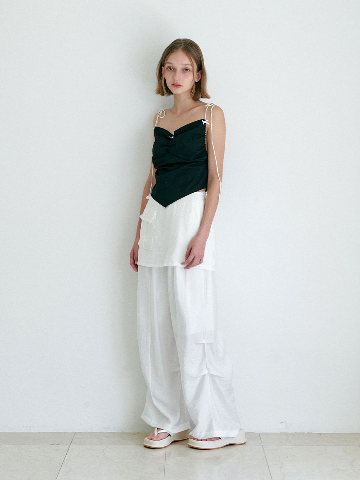 모이페어(MOIFAIRE) LAYERED SKIRT PANTS / WHITE