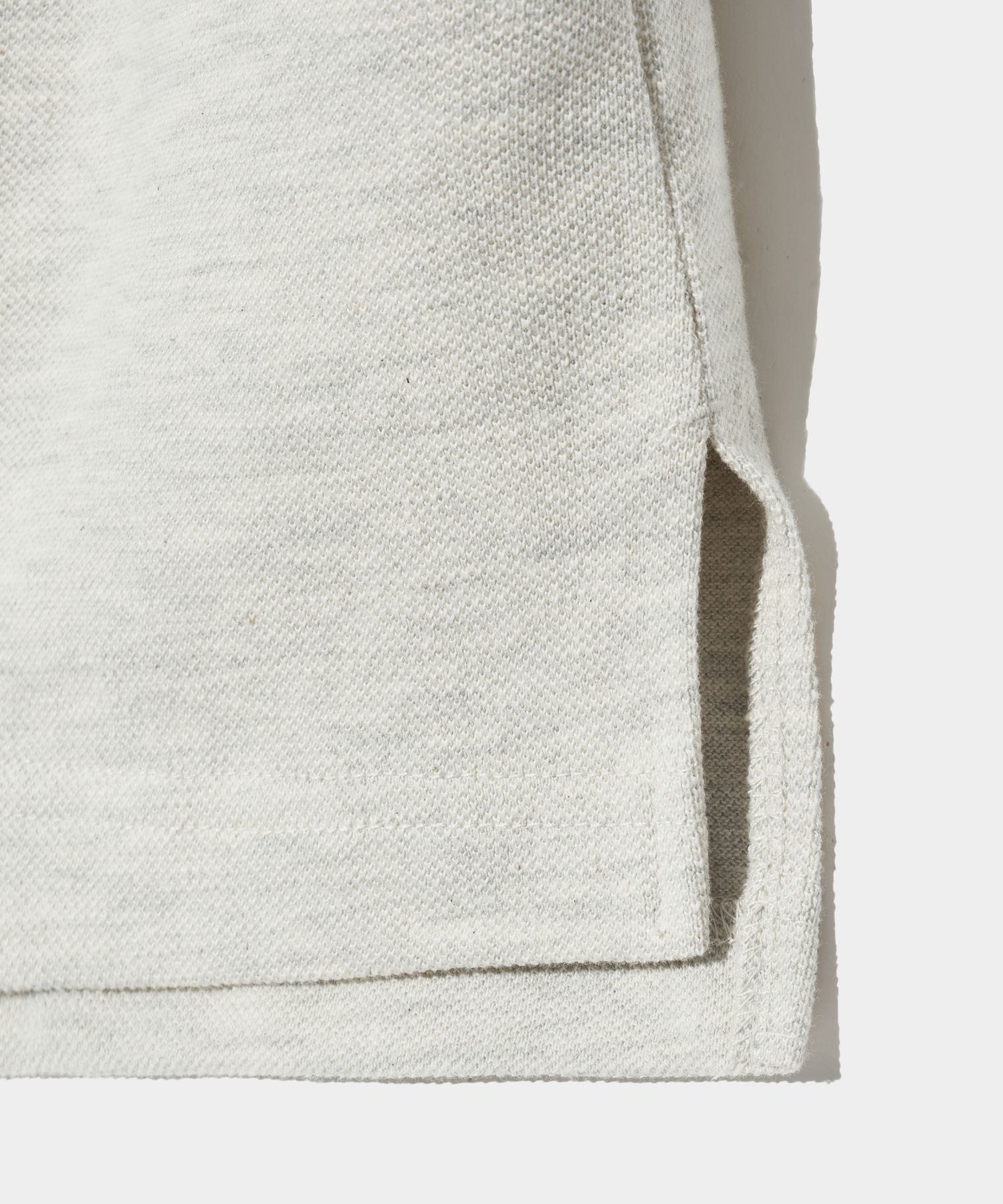MUSINSA | SATUR Basic Pique Polo Short-Sleeved T-shirt