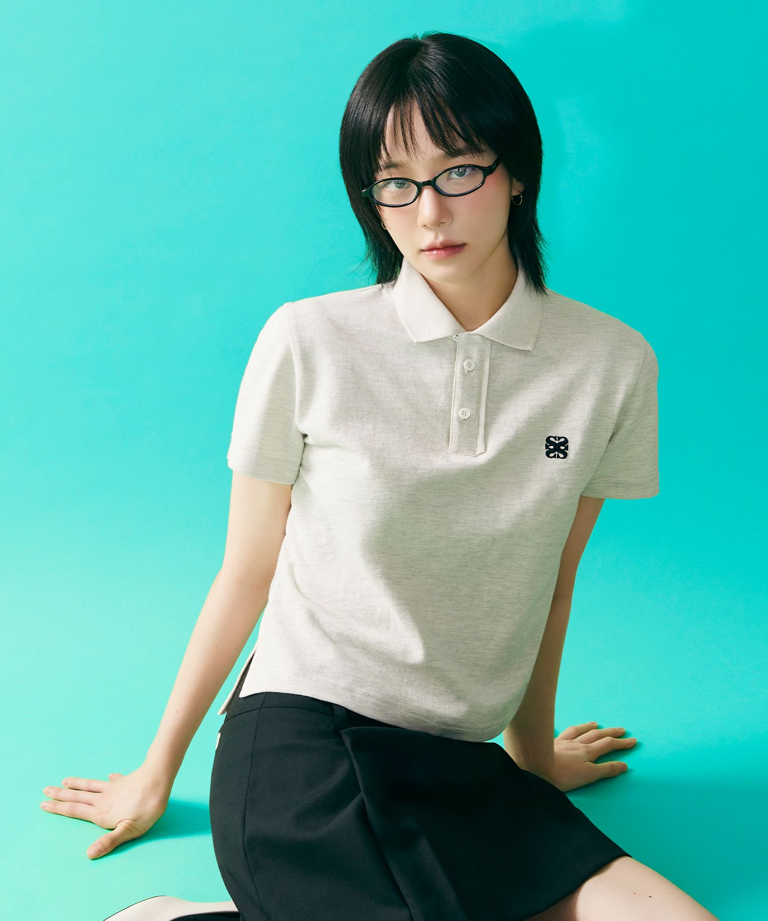 MUSINSA | SATUR Basic Pique Polo Short-Sleeved T-shirt