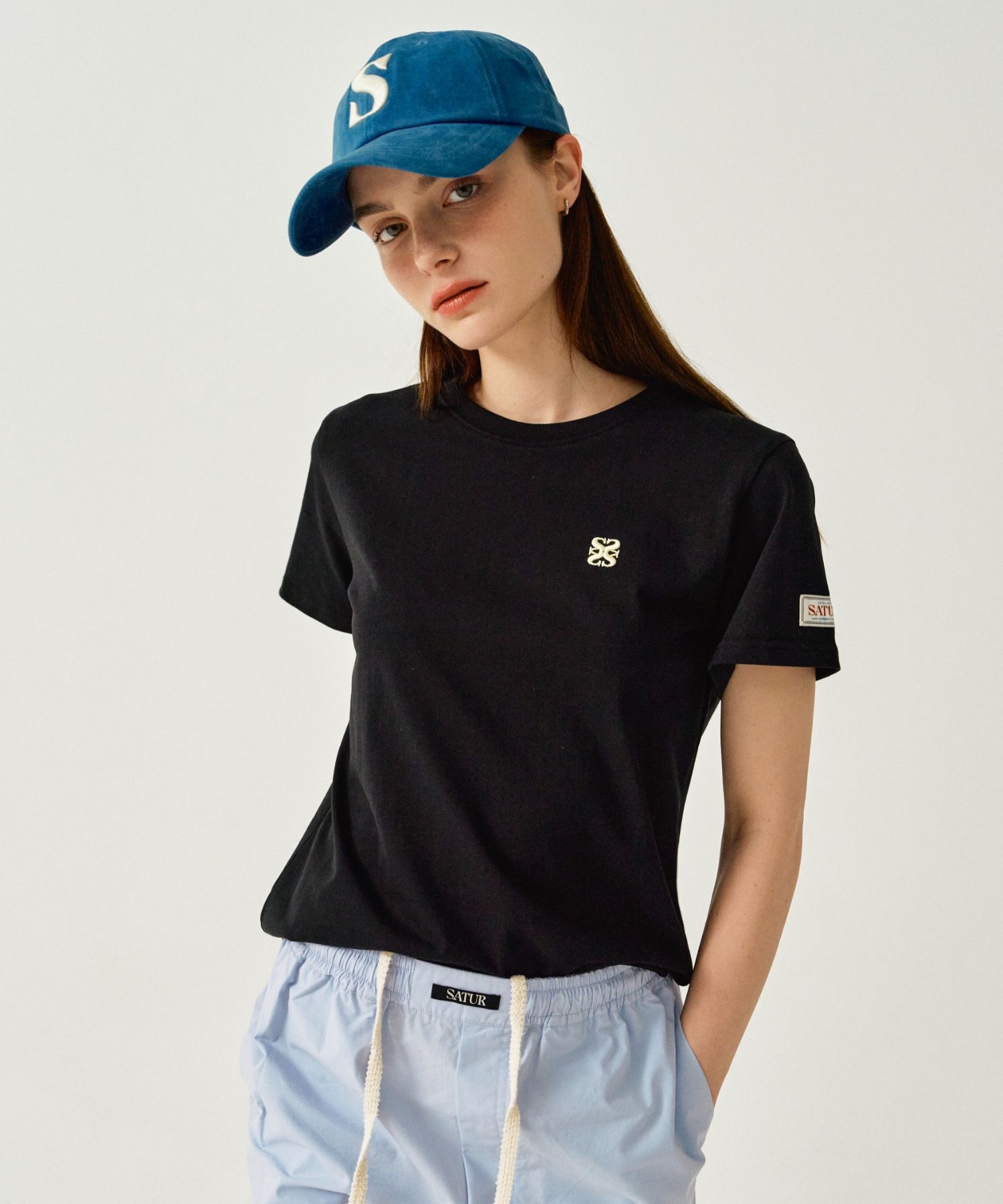 SATUR] Classic Small Logo T-shirt