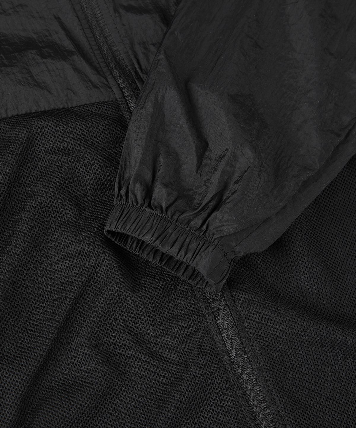빠니깔레(PANICALE) 블랙 나일론 아노락 점퍼