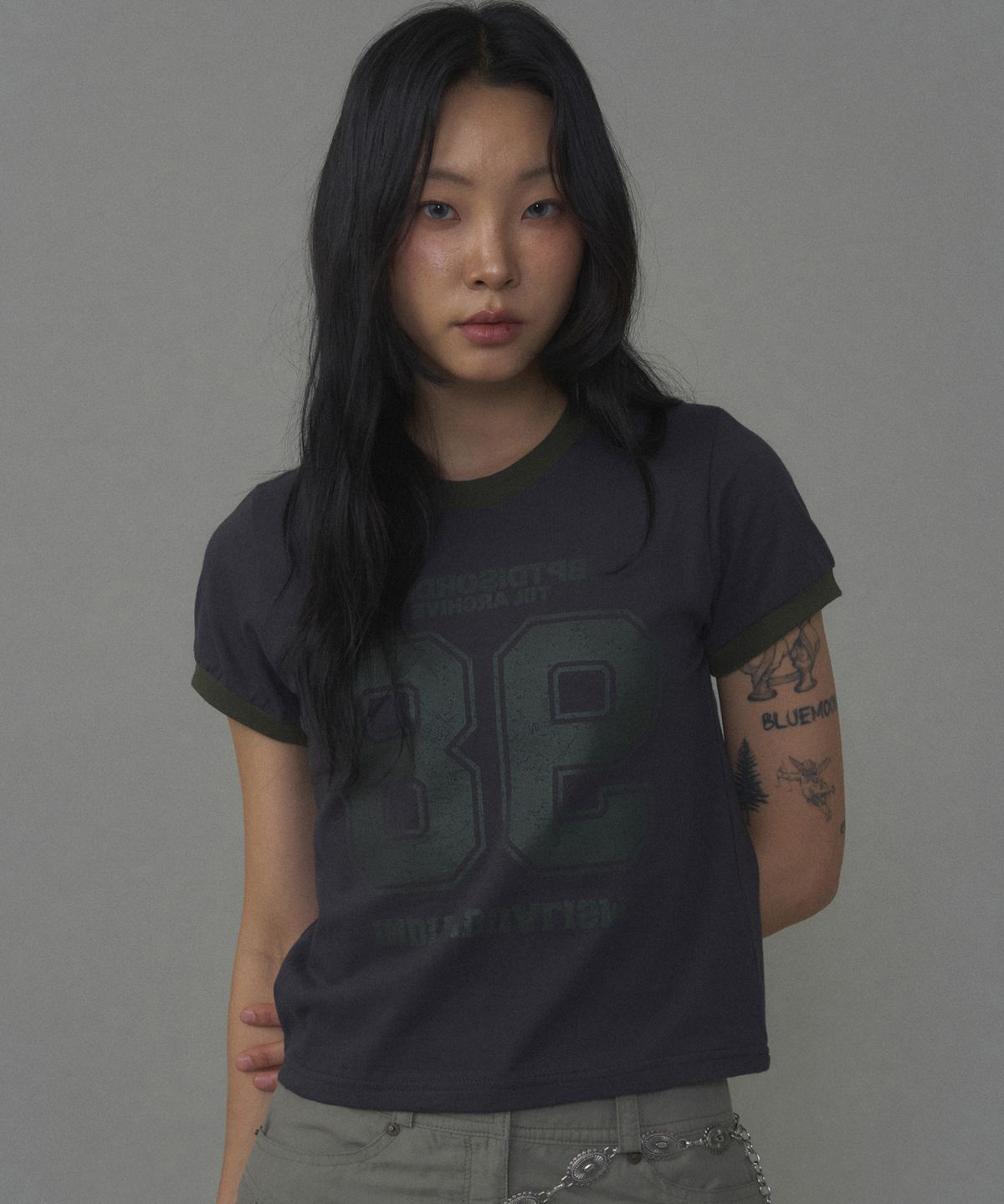 비피투디스오더(BP2 DISORDER) 빈티지 98 링거 크롭 티 차콜