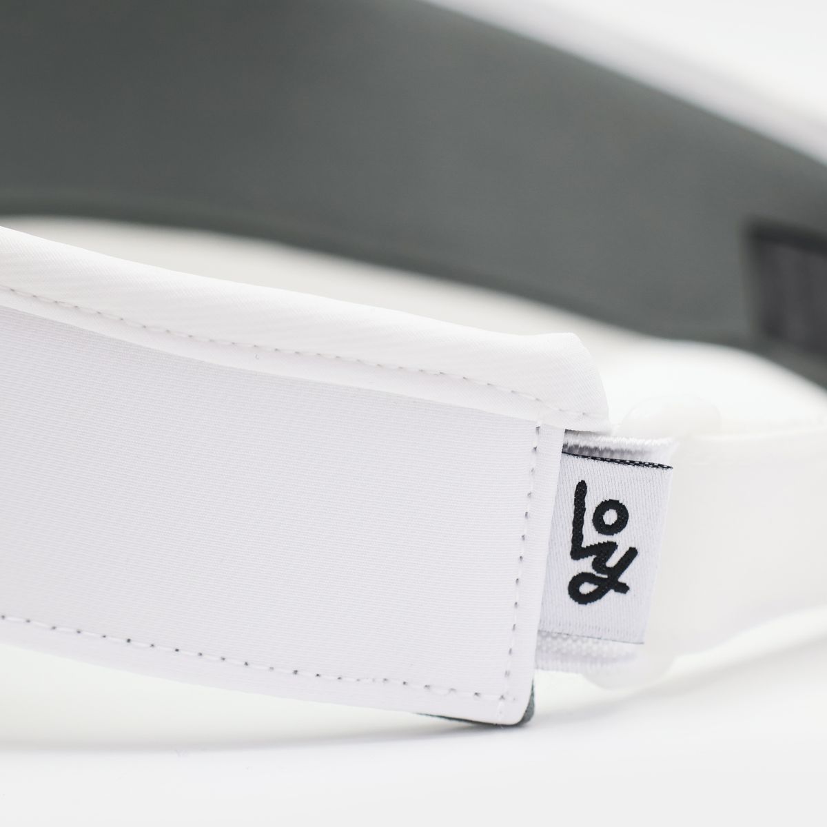 로이볼 골프(LOYBALLGOLF) Sun Visor - White