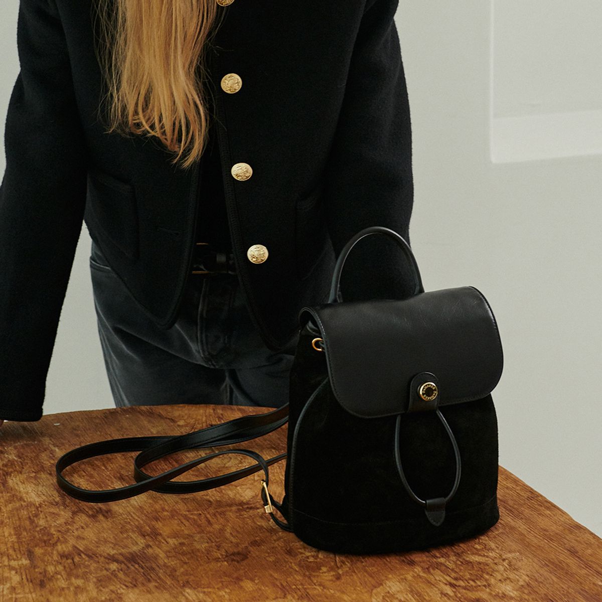 드메이커(DEMAKER) Jour suede backpack-black