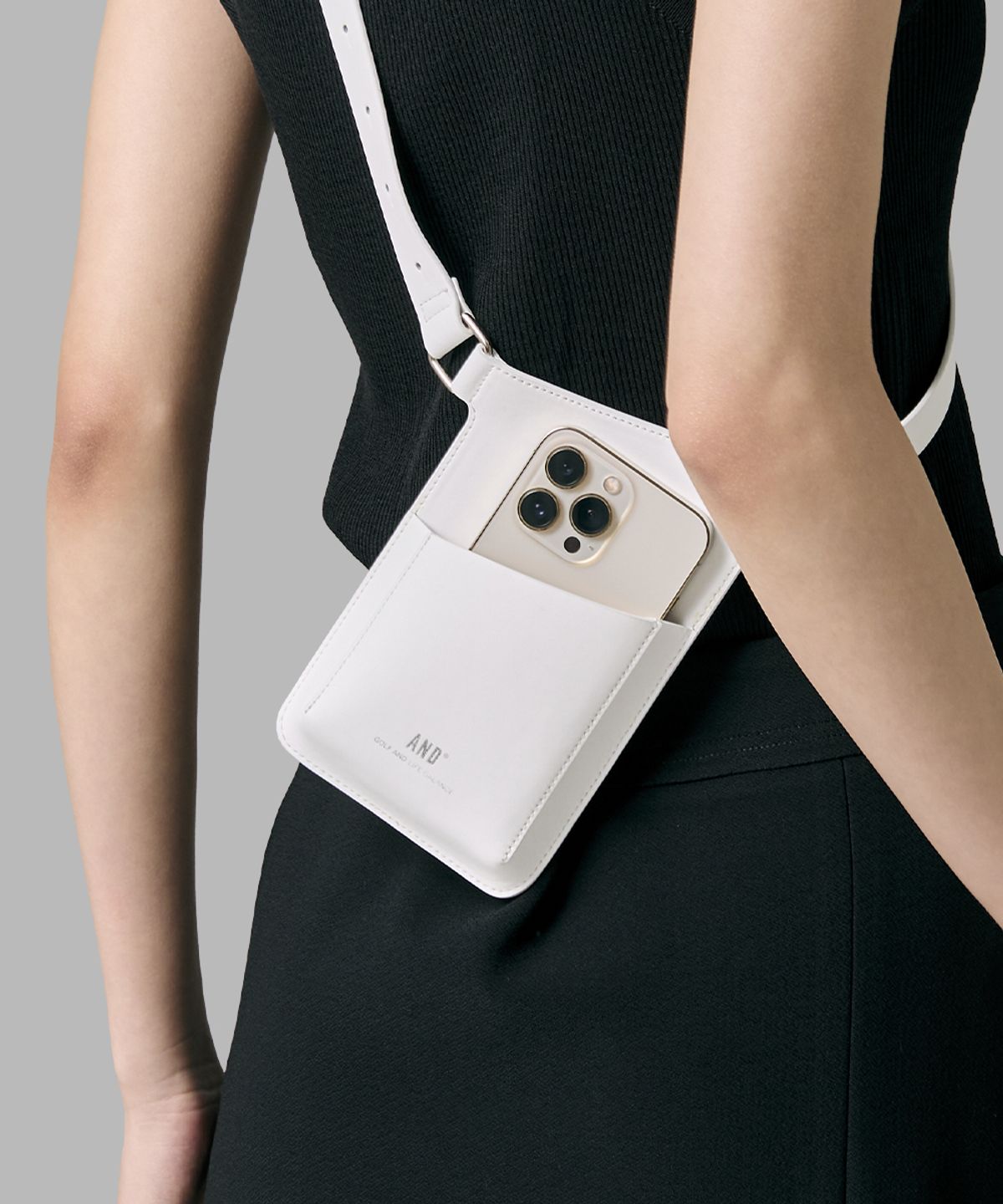 앤드 골프(AND GOLF) 2ways Leather Phone Bag White