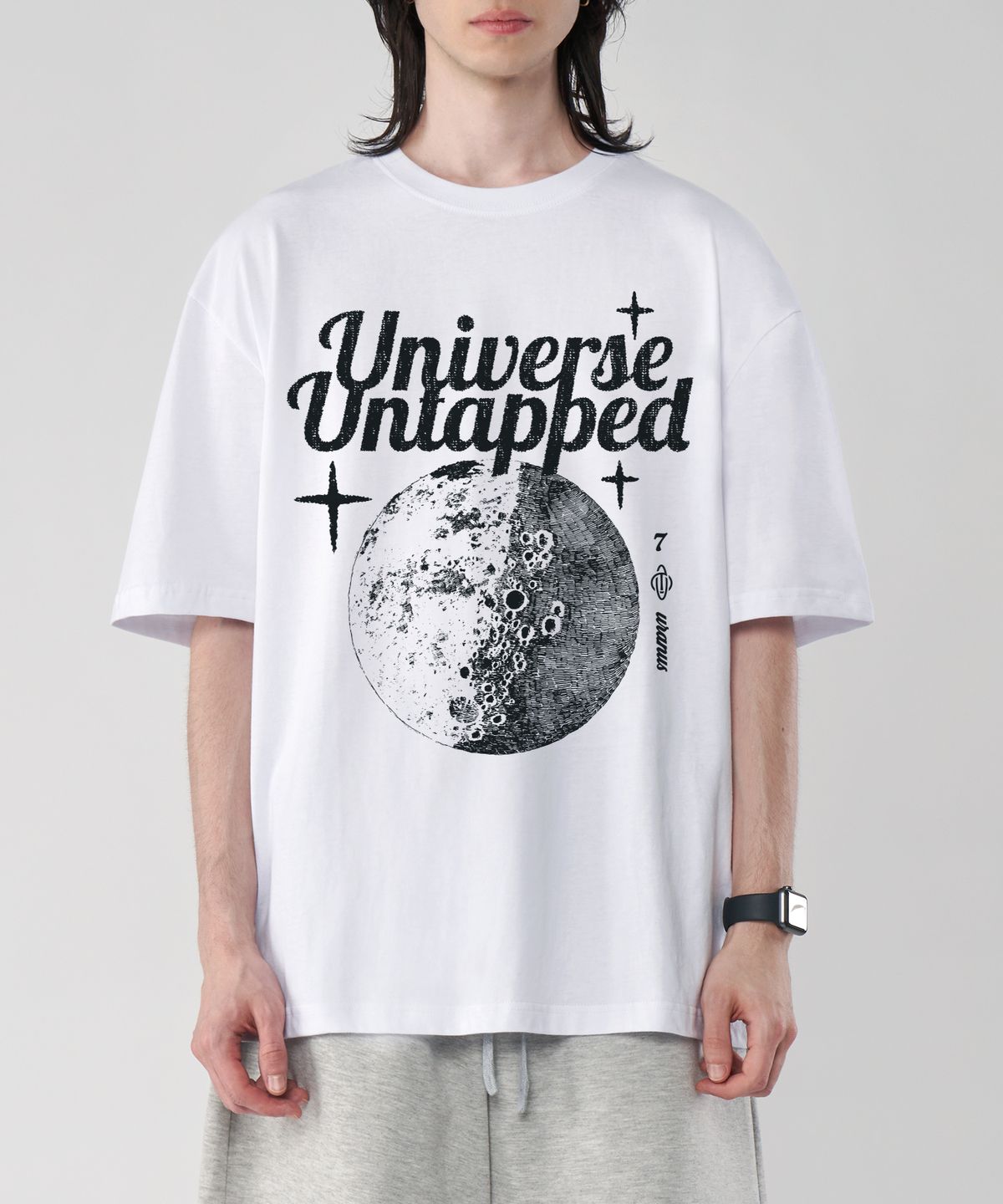 언탭트 스튜디오(UNTAPPED STUDIO) 우라노스7 퓨어코튼 빅 오버핏 반팔 티셔츠 2 COLOR
