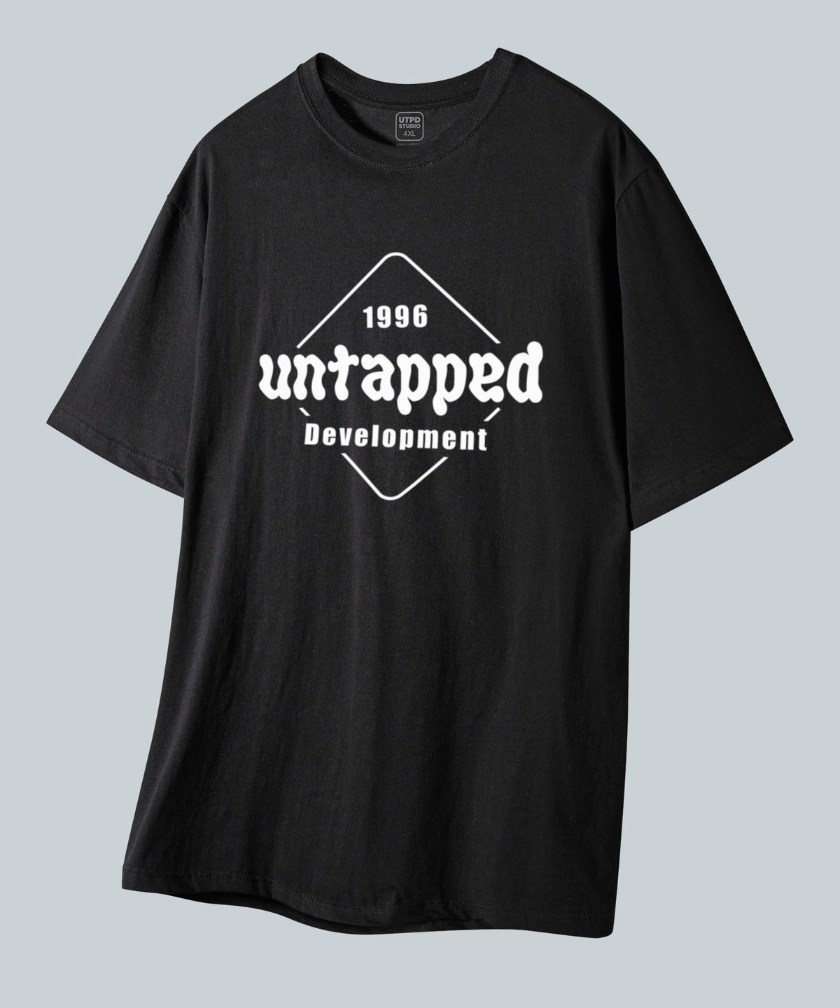 언탭트 스튜디오(UNTAPPED STUDIO) 스퀘어 시그니처 퓨어코튼 빅 오버핏 반팔 티셔츠 2 COLOR