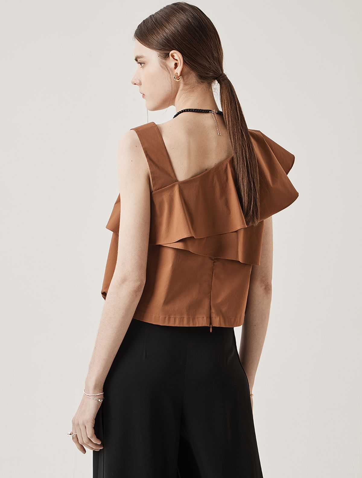 르이엘(LE YIEL) Ruffle Blouse_Brick 러플 블라우스_브릭