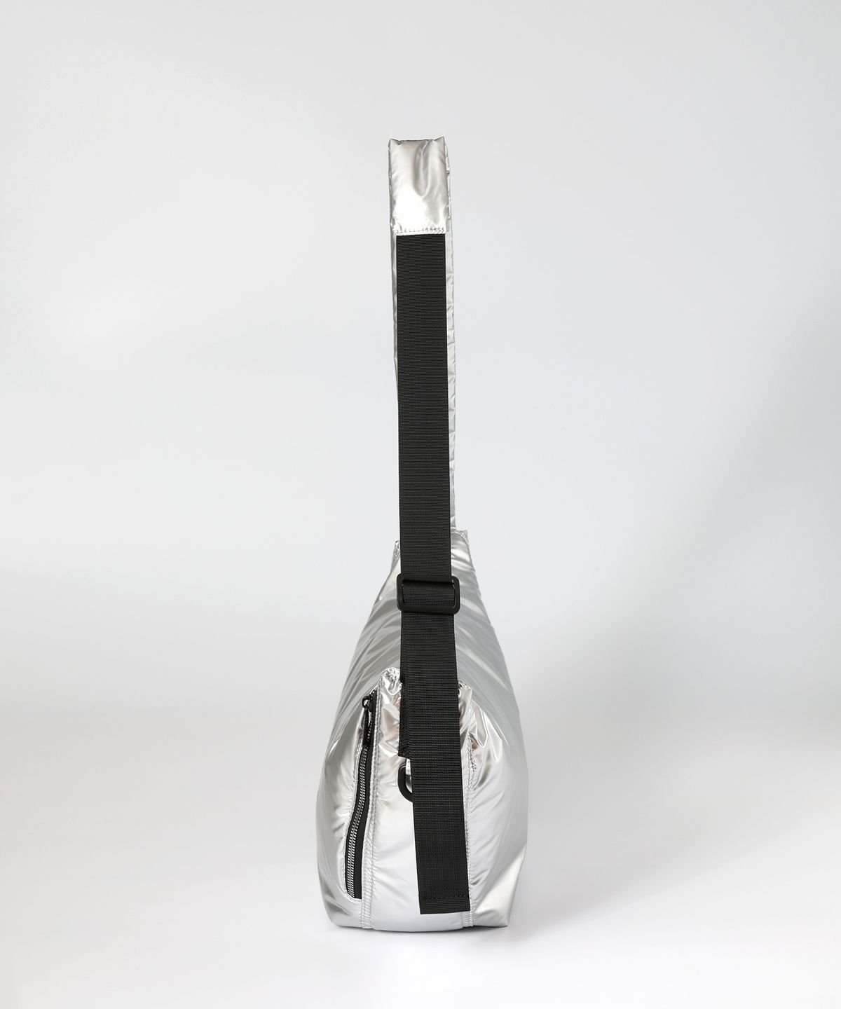 옐로우스톤(YELLOWSTONE) Curved Hobo Cross bag - Silver
