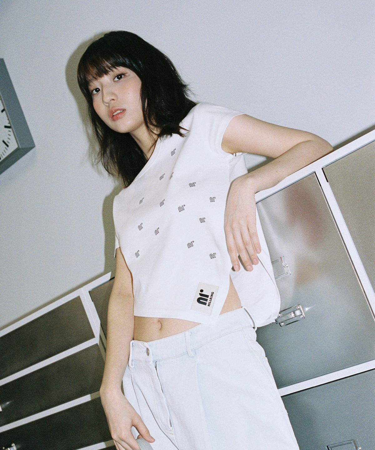 닐링(NILLRING) T10.00 Unbalanced Short-sleeved Print T-shirt
