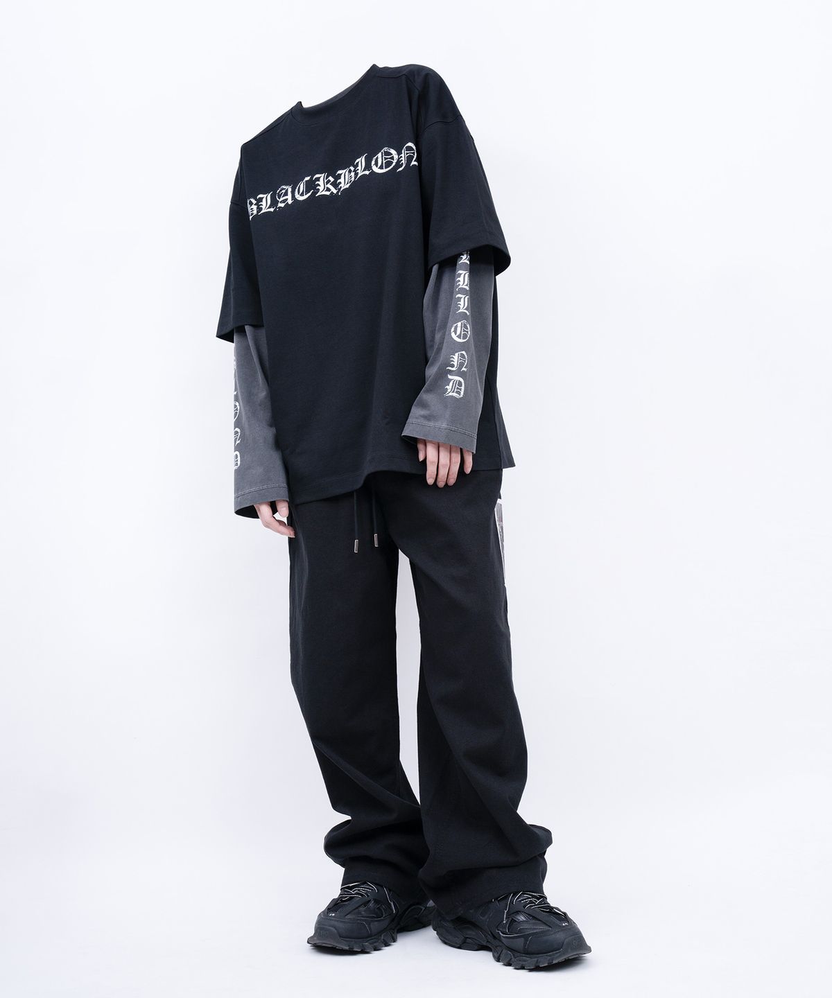 블랙블론드(BLACKBLOND) 비비디 크러쉬드 페이쓰 반팔티 (블랙)