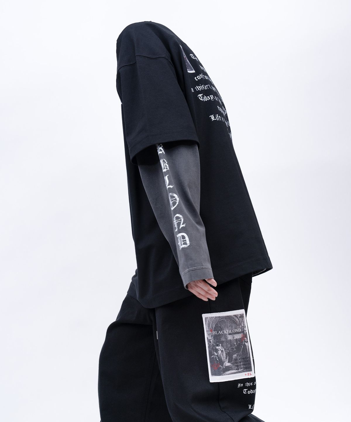 블랙블론드(BLACKBLOND) 비비디 크러쉬드 페이쓰 반팔티 (블랙)