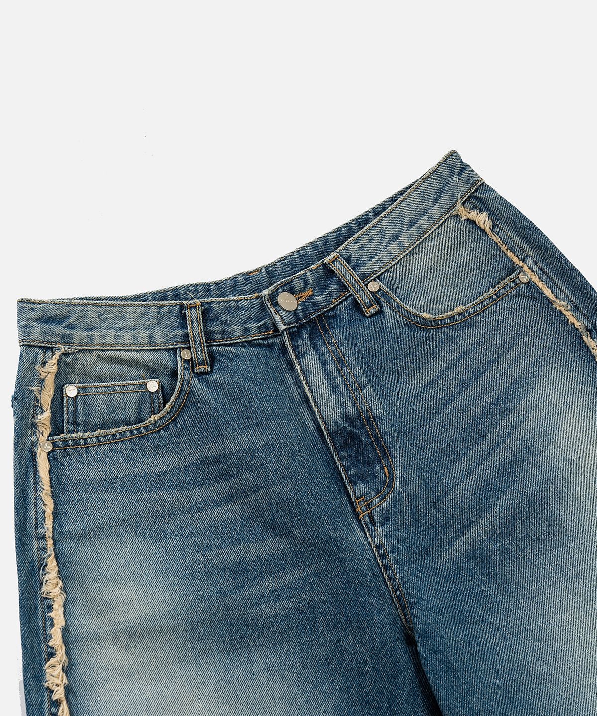 바스틱(VASTIC) 사이드 컷 오프 데님 하프 팬츠_블루