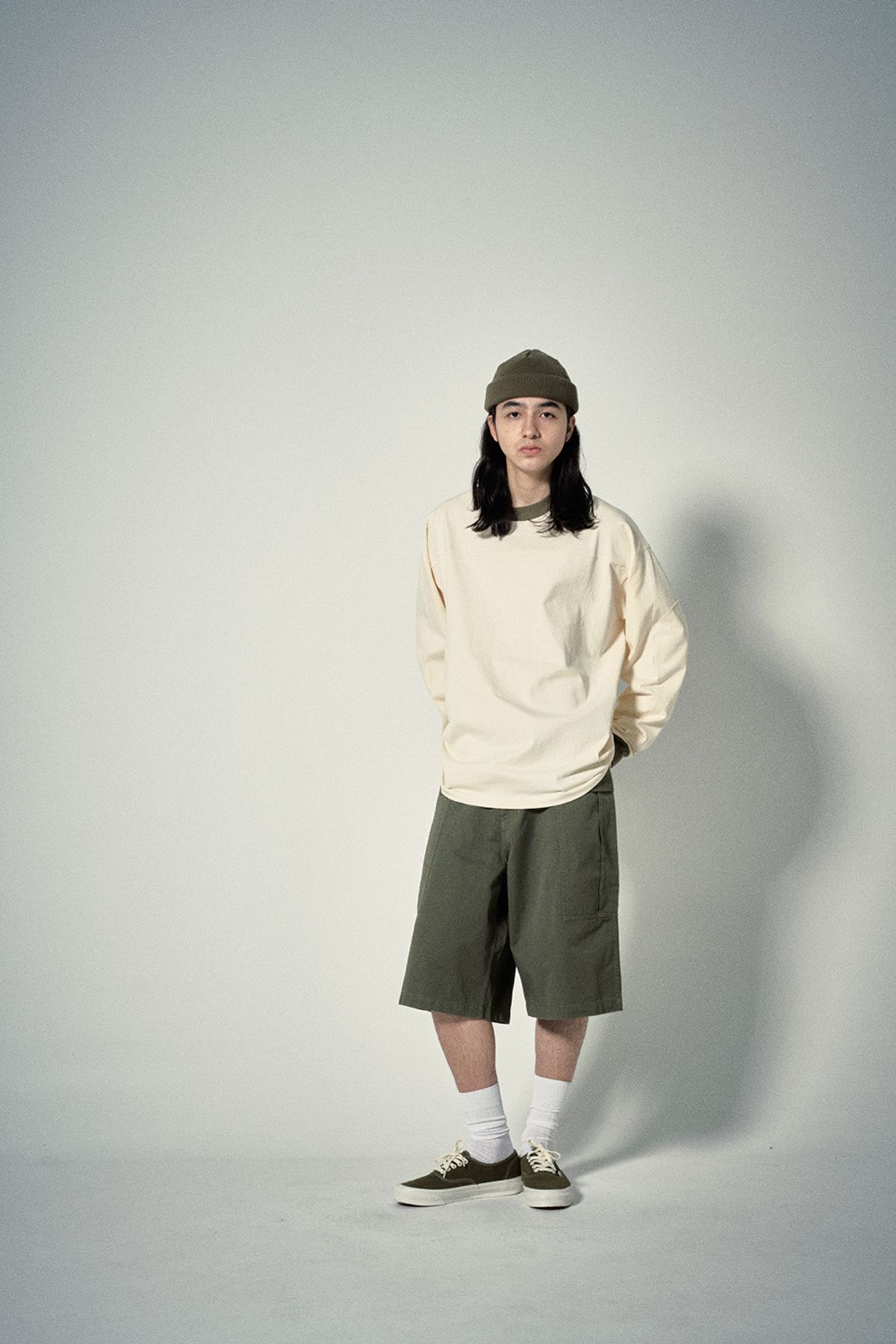 히즈핸더(HISHANDER) MILITARY P44 WIDE SHORTS [Vintage Olive]