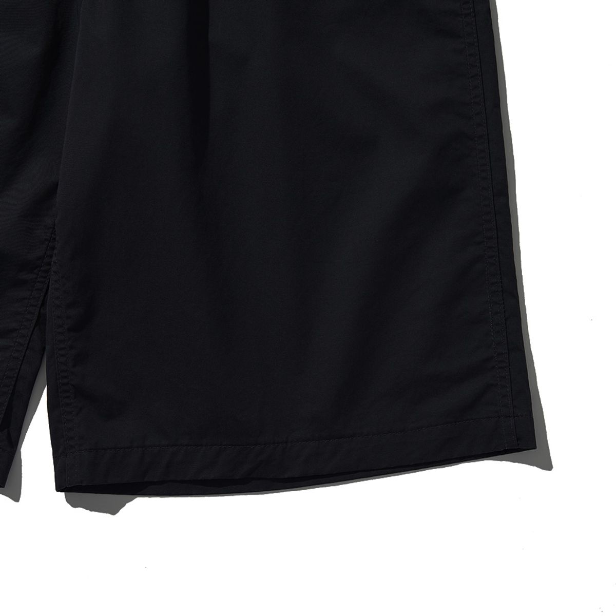 히즈핸더(HISHANDER) BERMUDA WIDE EASY SHORTS [Navy]