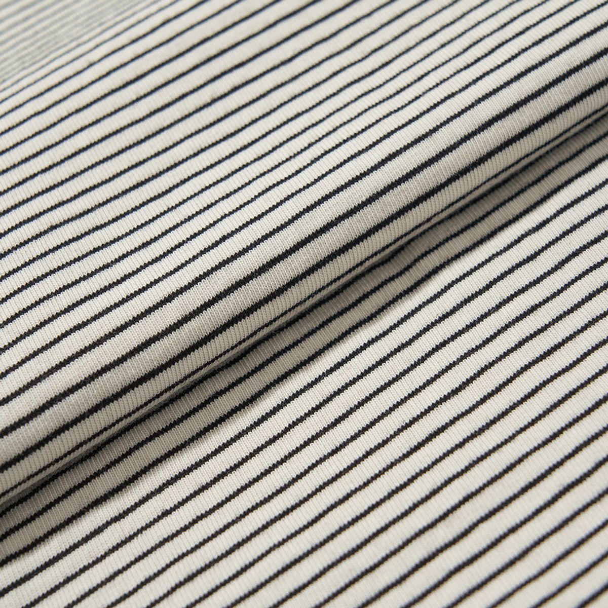 히즈핸더(HISHANDER) ROUND POCKET STRIPE T-SHIRTS [Black]