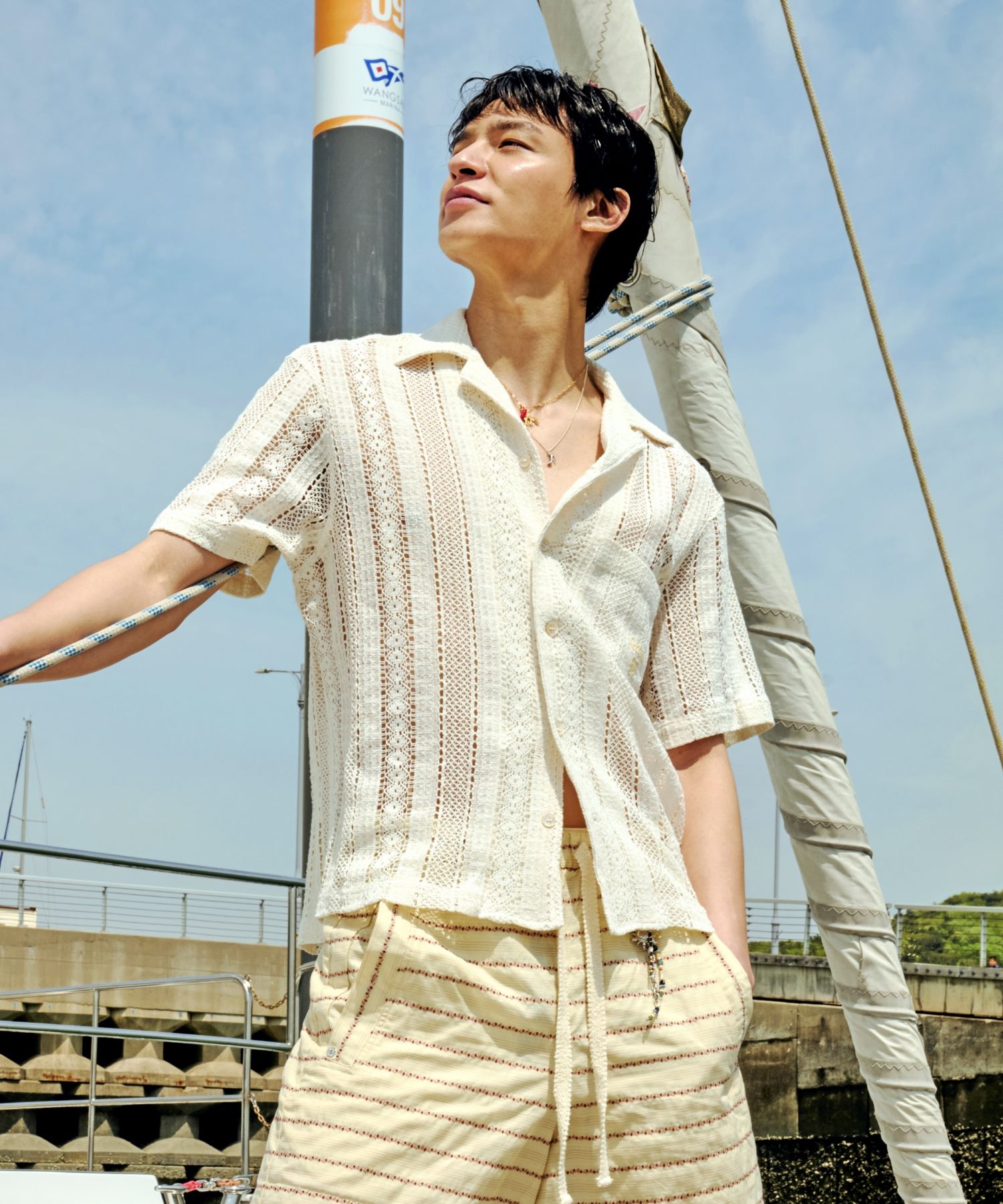 MUSINSA公式 | SATUR Crochet open collar half shirt natural cream