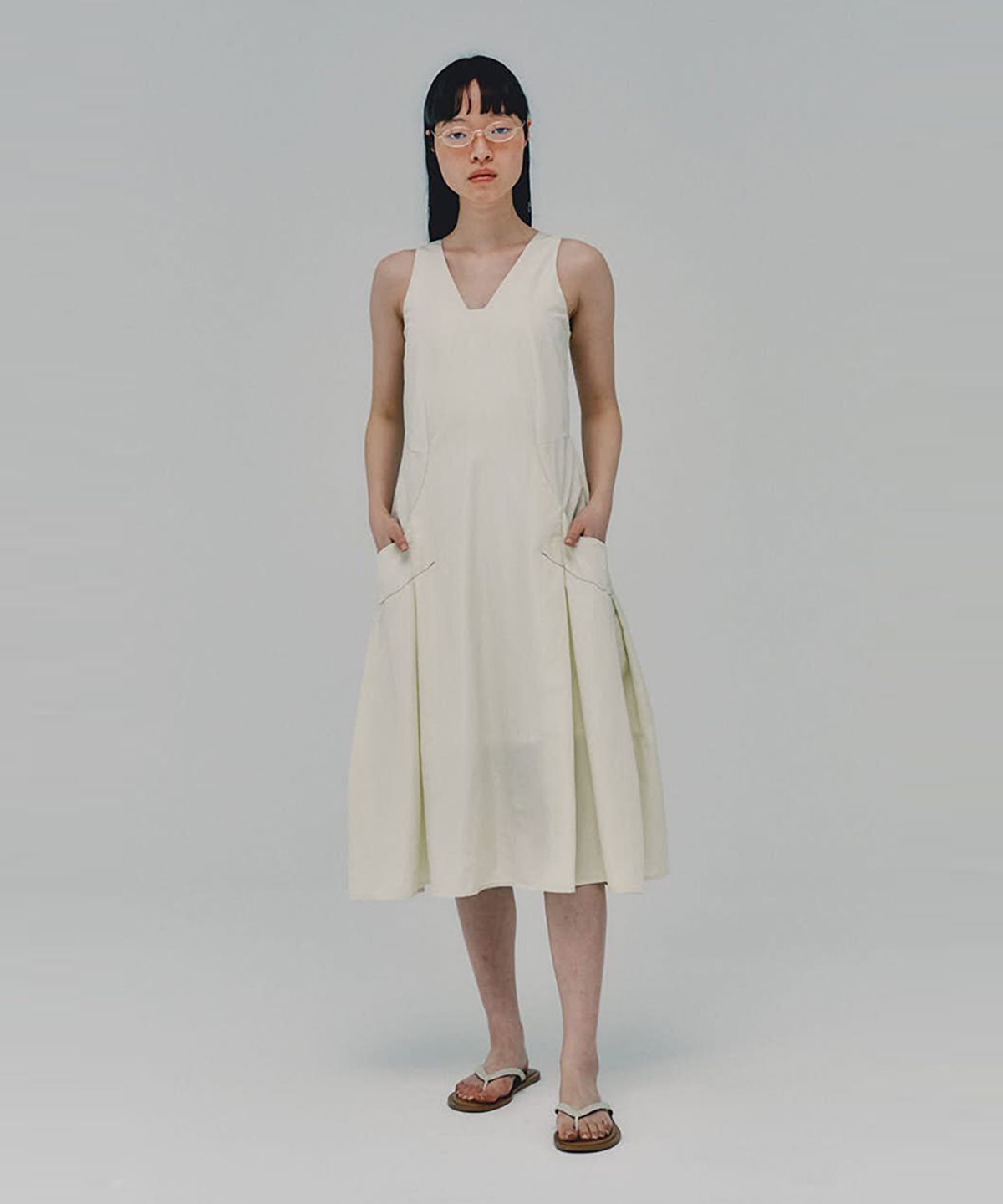 아위(AHWE) Stitched Nylon Dress_CREAM