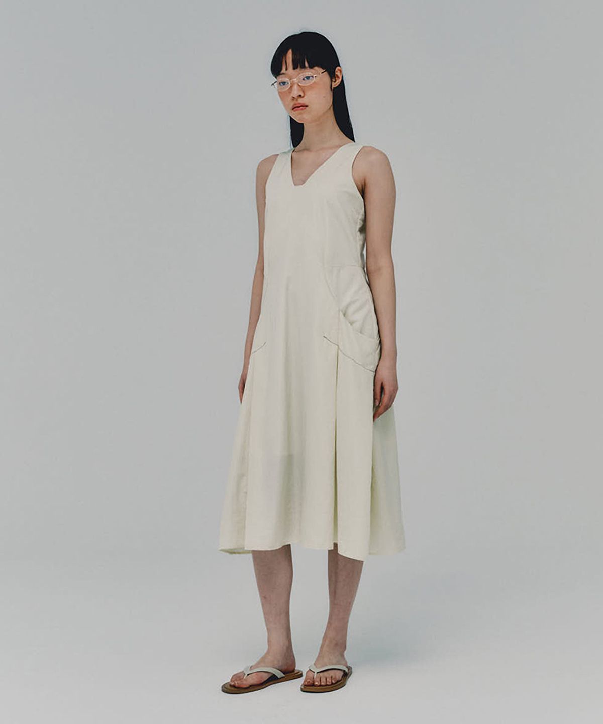 아위(AHWE) Stitched Nylon Dress_CREAM