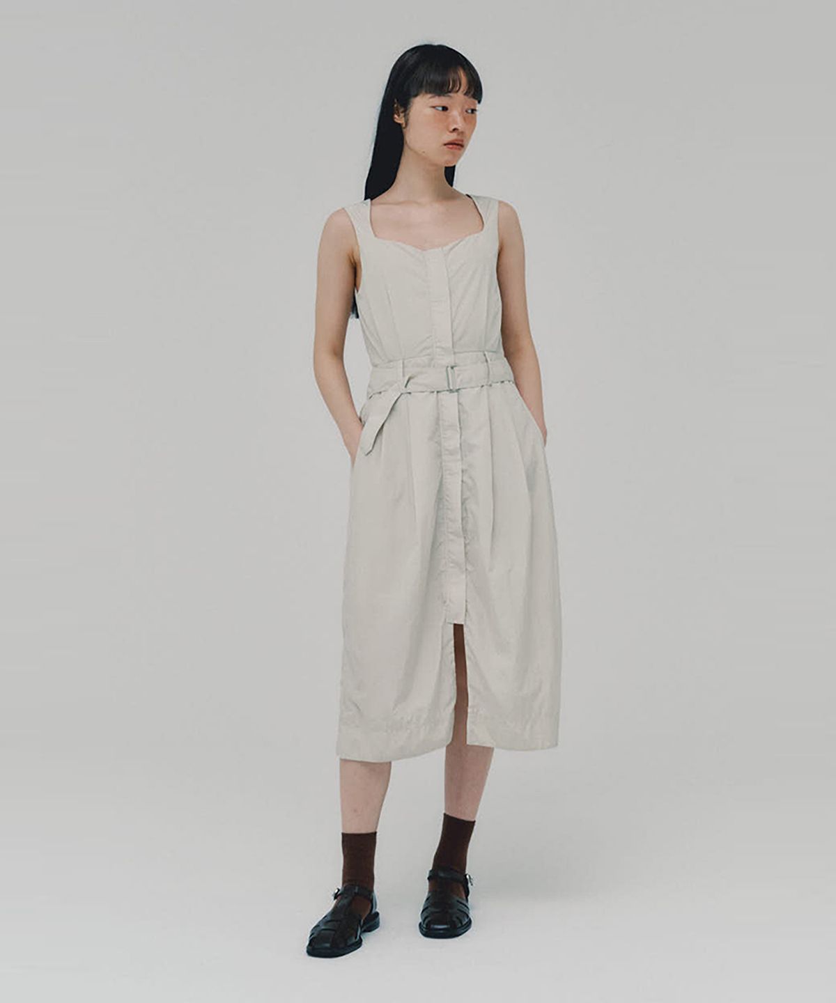 아위(AHWE) Nylon Belted Dress_LIGHT GREY