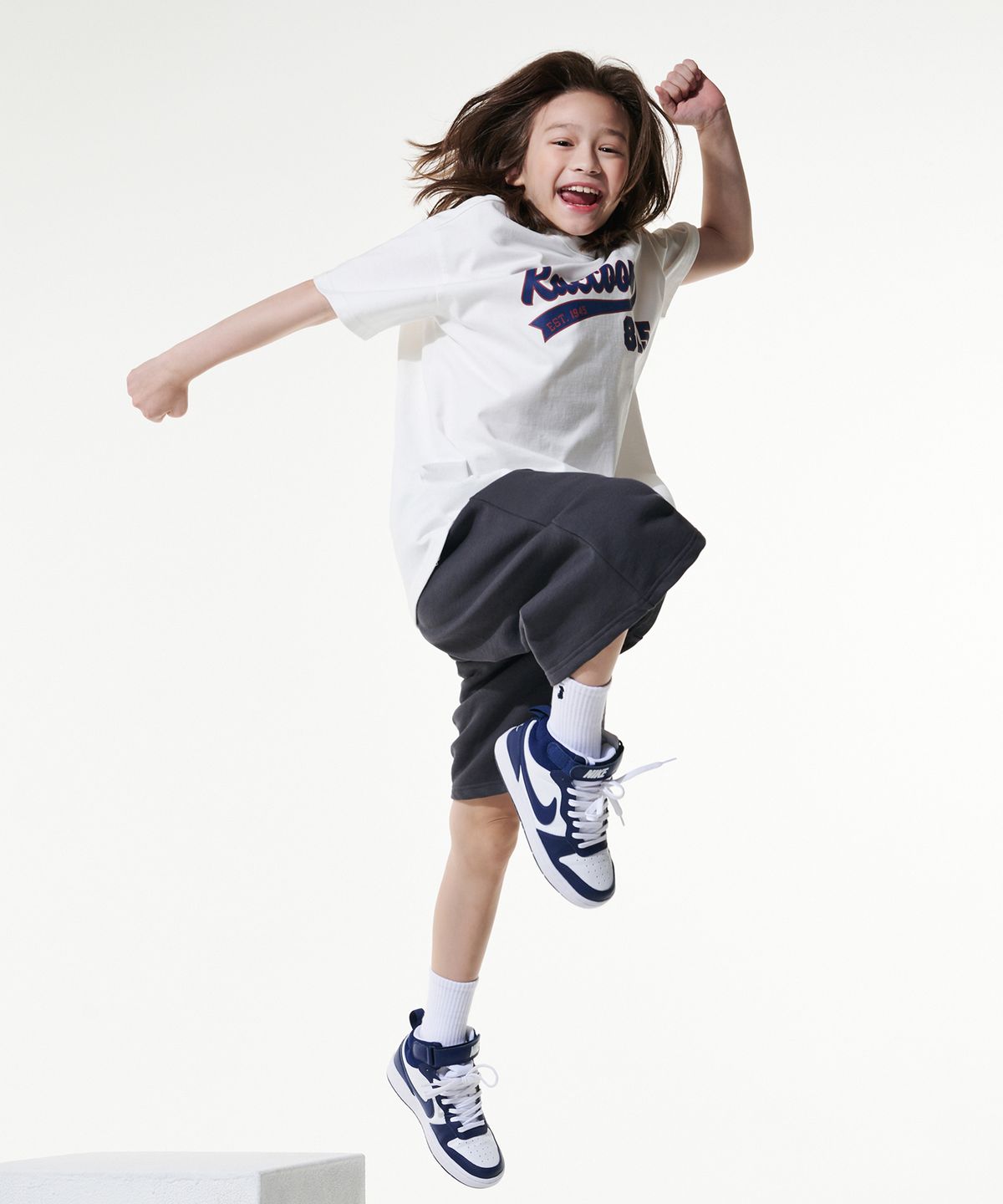 테이크이지 키즈(TAKEASY KIDS) 자이언트핏 스웻 쇼츠(다크 그레이)