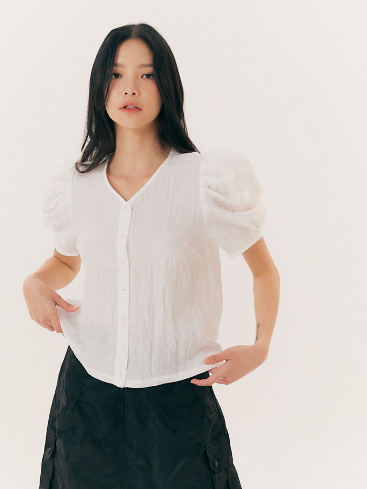 유가당(YUGADANG) Meok blouse_white