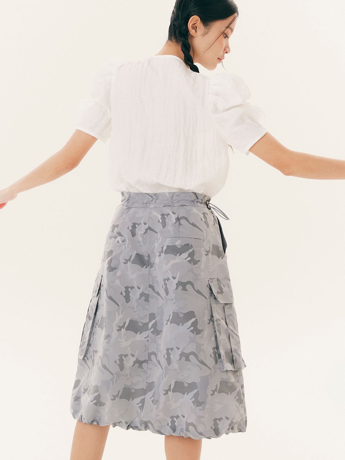 유가당(YUGADANG) Camouflage cargo skirt_gray