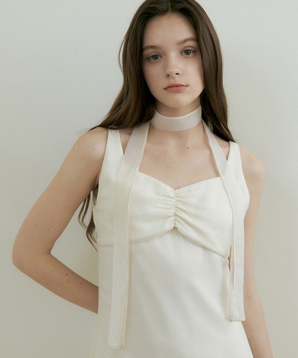 리올그(REORG) PETAL LAYERED TIE SLEEVELESS OPS CREAM