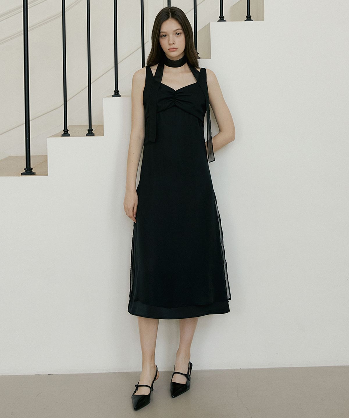 리올그(REORG) PETAL LAYERED TIE SLEEVELESS OPS BLACK