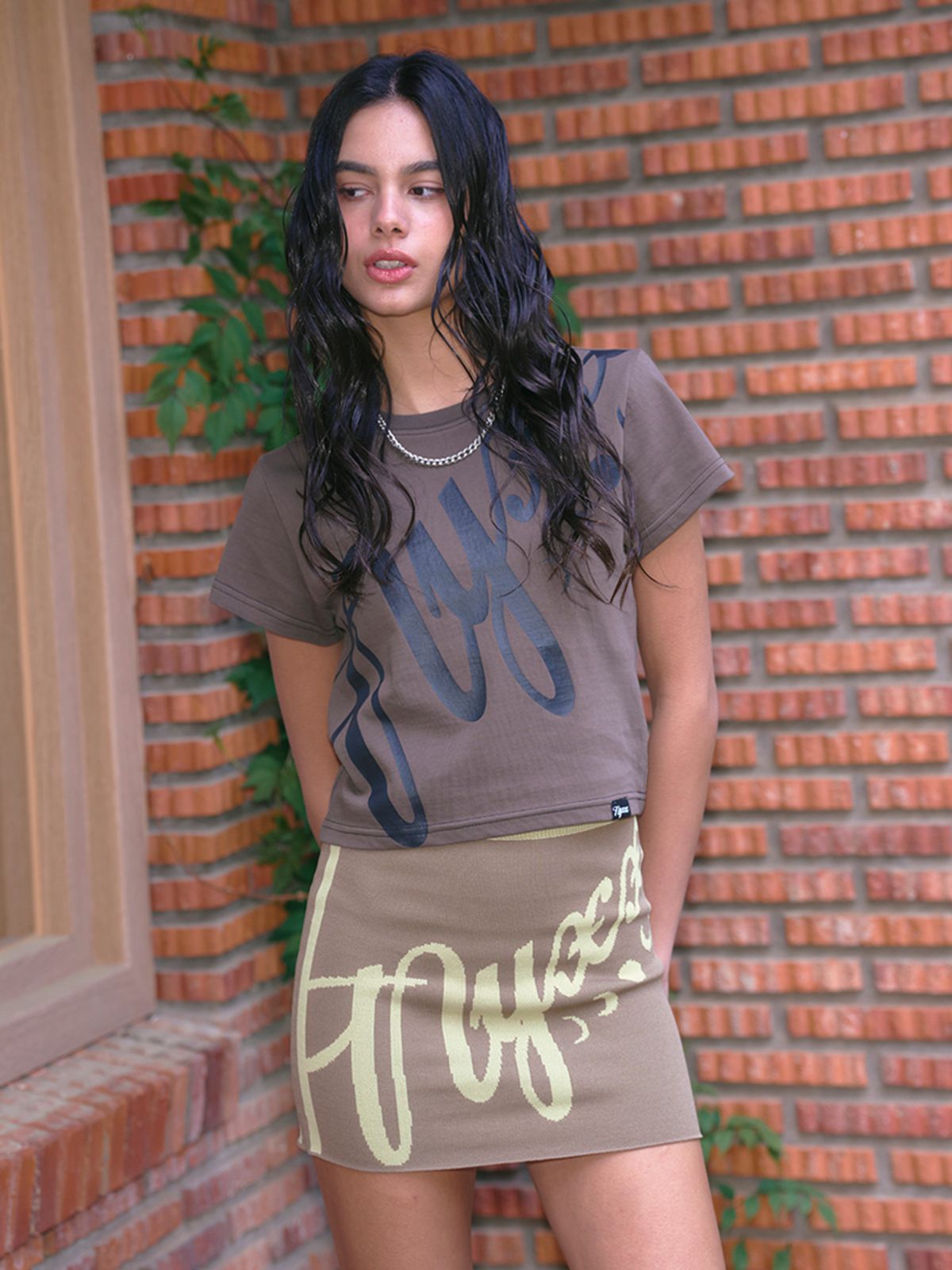 엔와이엑스엑스(NYXX) 2-WAY SLANT LOGO TOP SKIRT KHAKI