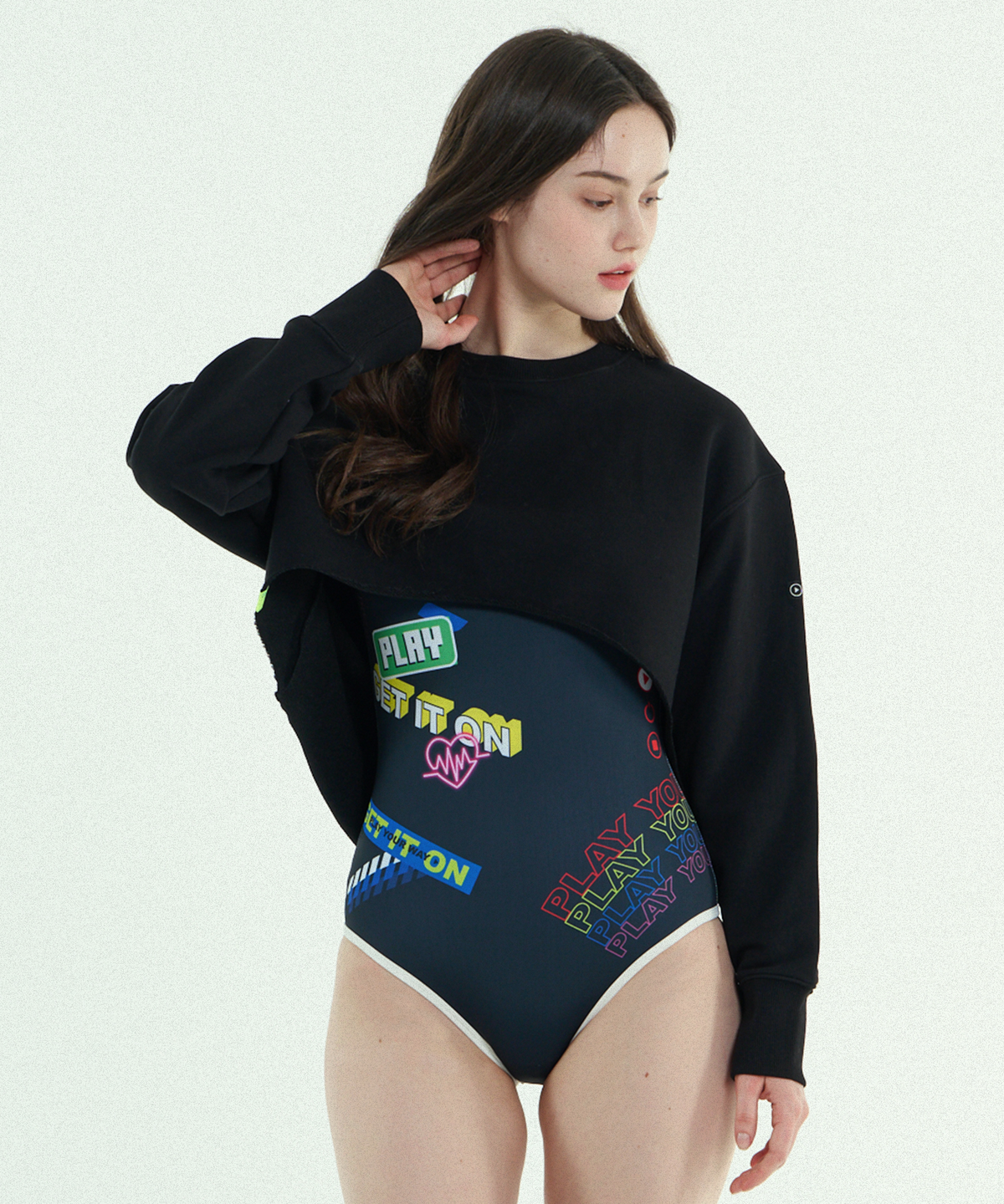 겟잇온(GET IT ON) 시그니처 크롭탑_블랙