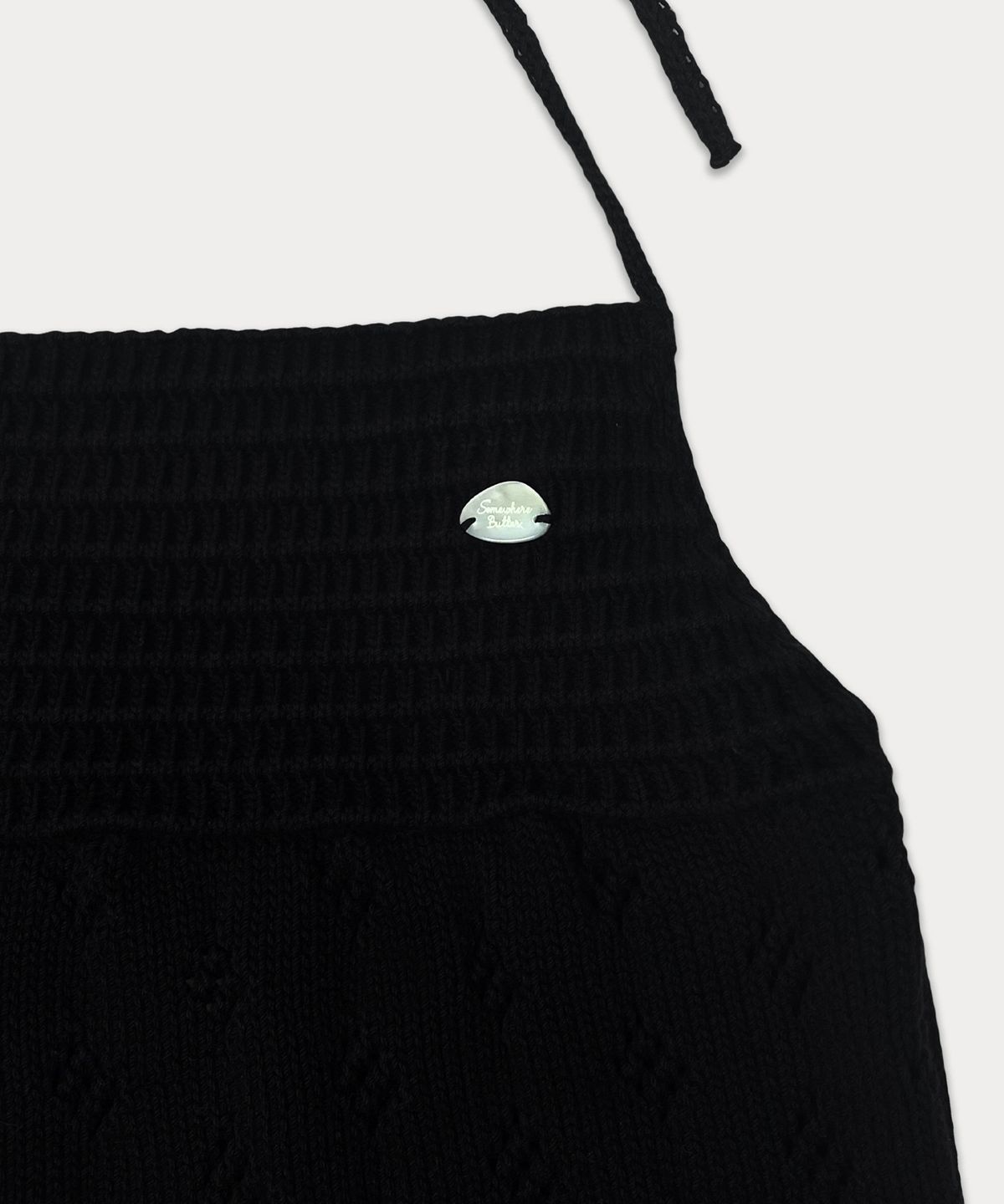 썸웨어버터(SOMEWHEREBUTTER) Skashi Halter Neck Knit Sleeveless - Black