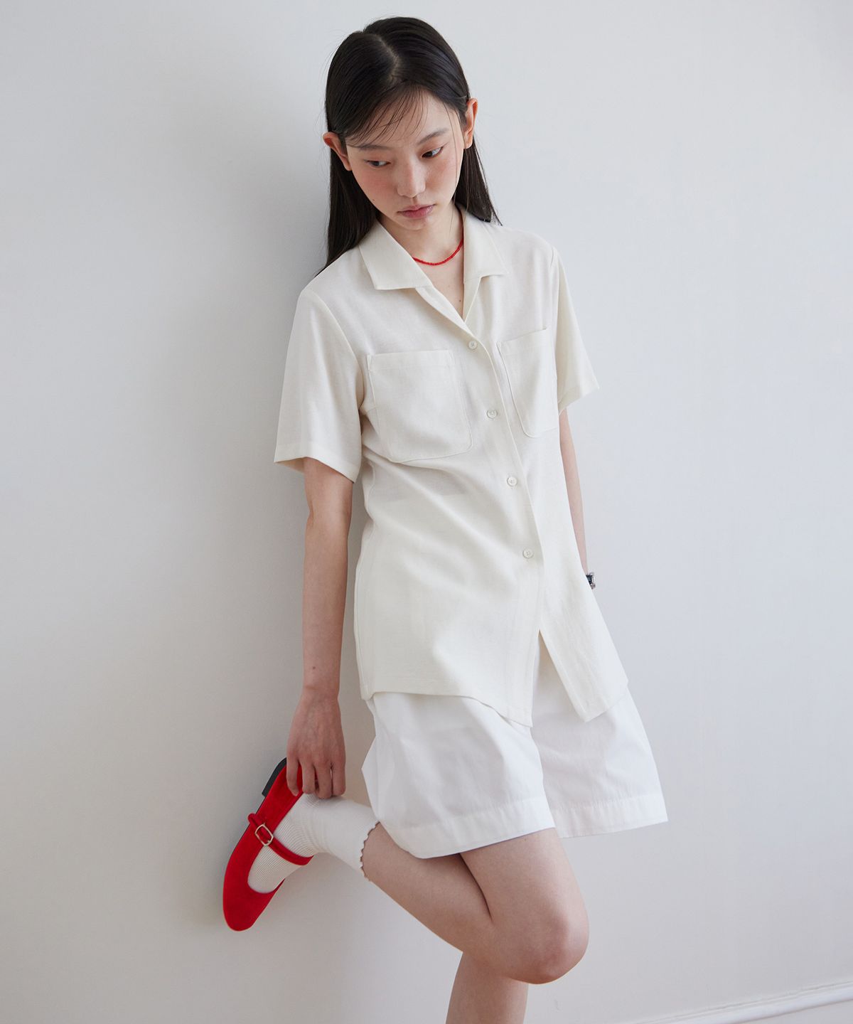 스텝어라운드(STEP AROUND) Hourglass line lapel shirt_IVORY