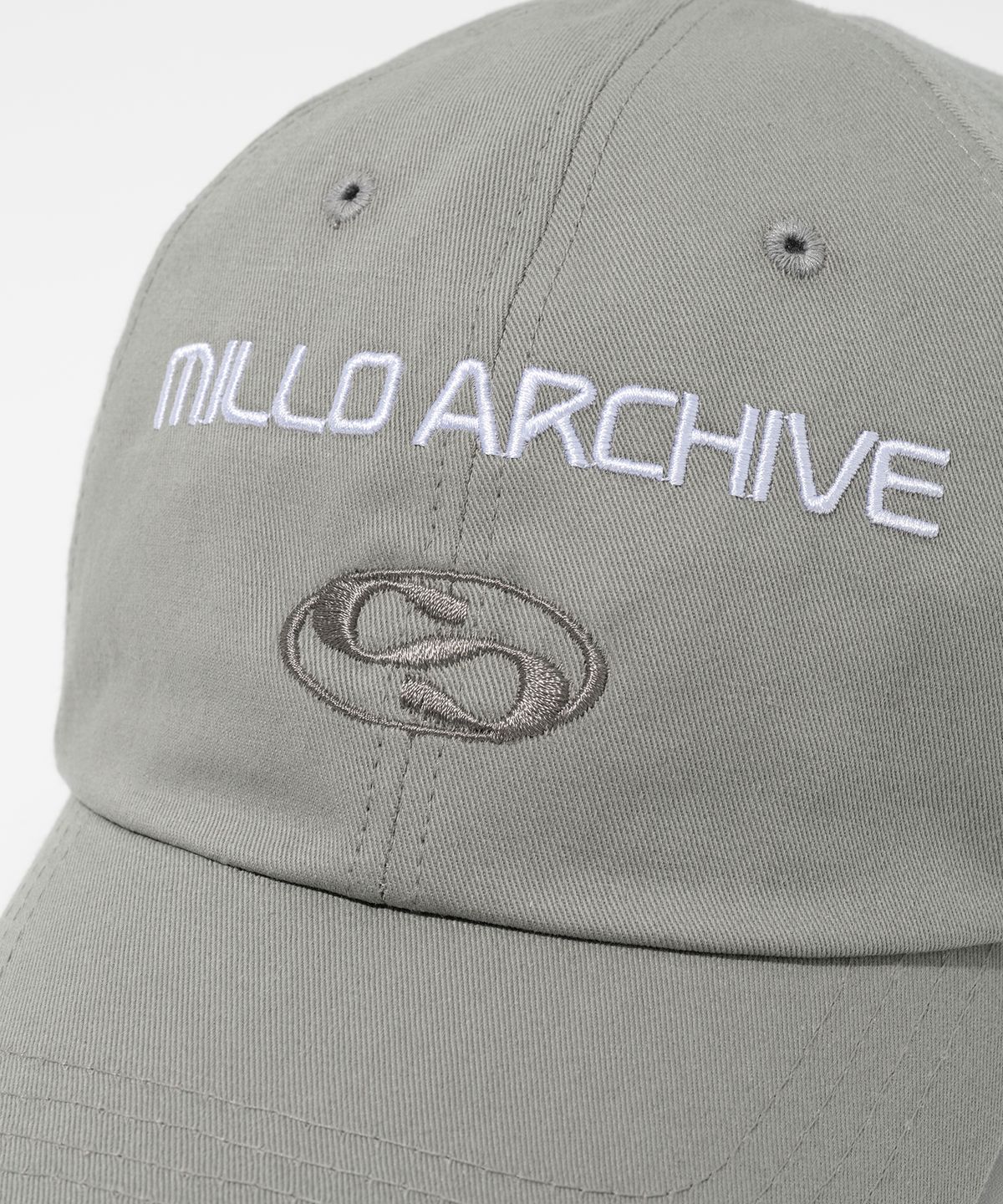 밀로 아카이브(MILLO ARCHIVE) 클리어 엠블럼 볼 캡 [그레이]